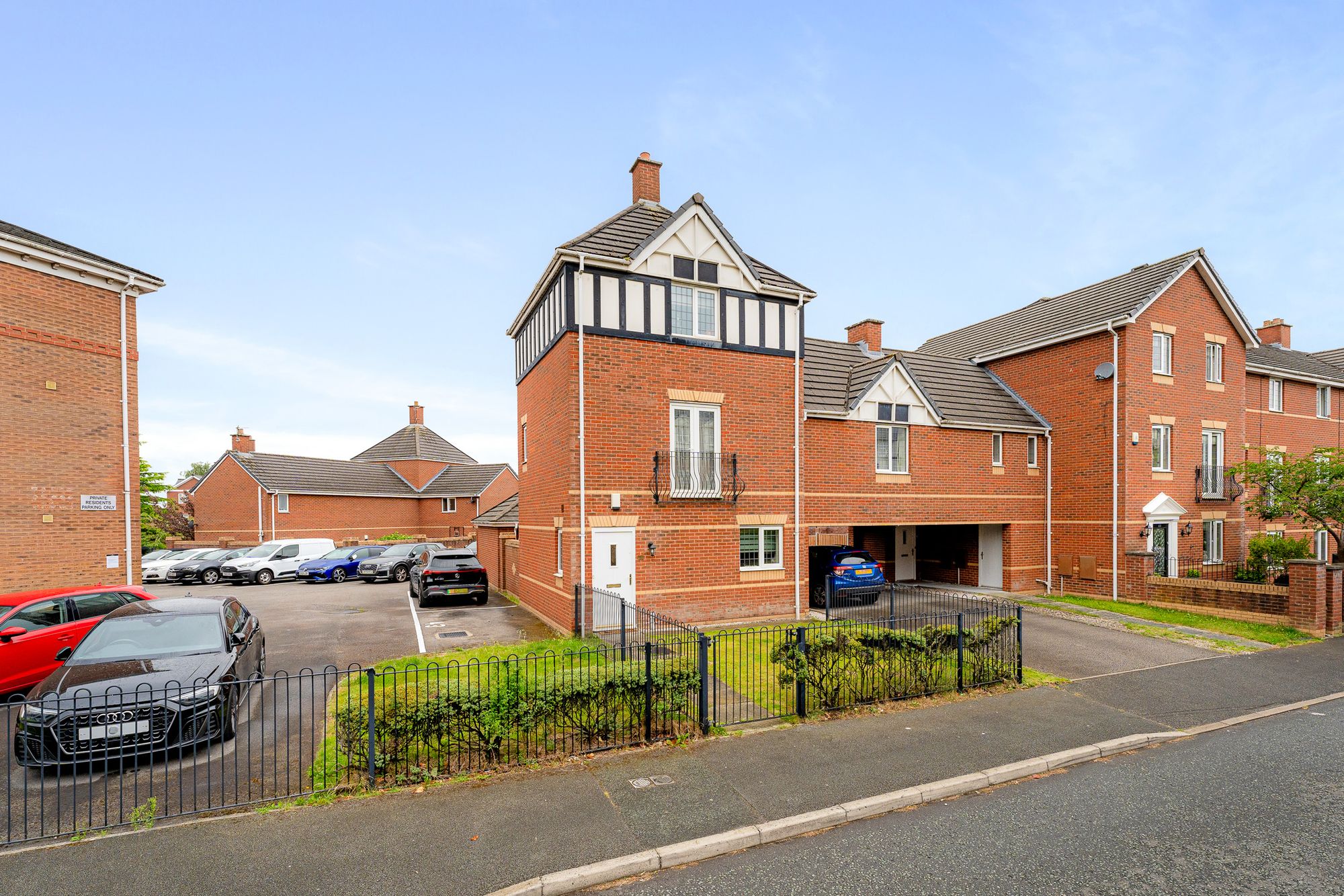 Upton Rocks Avenue, Widnes, WA8