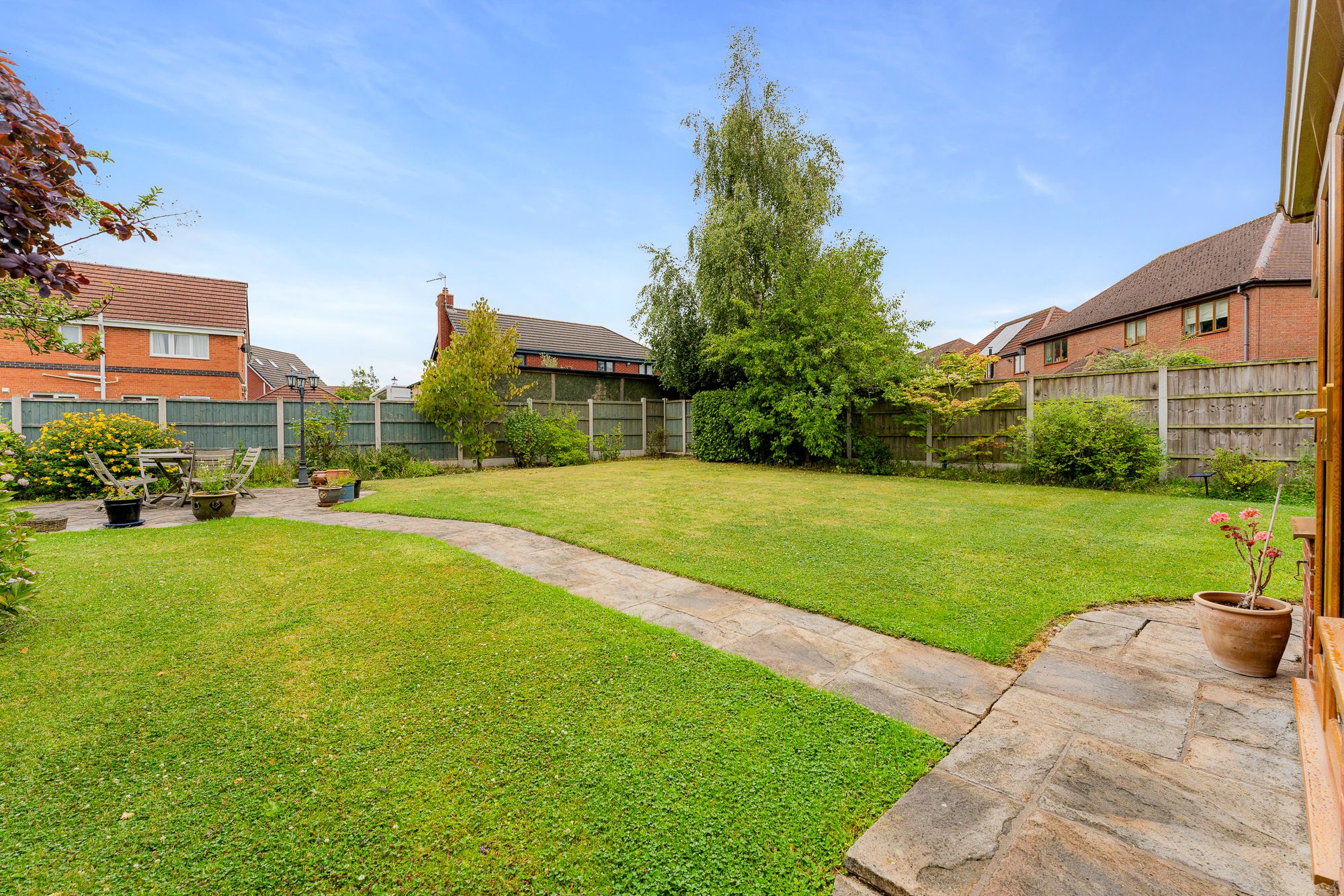 Stone Cross Drive, Widnes, WA8