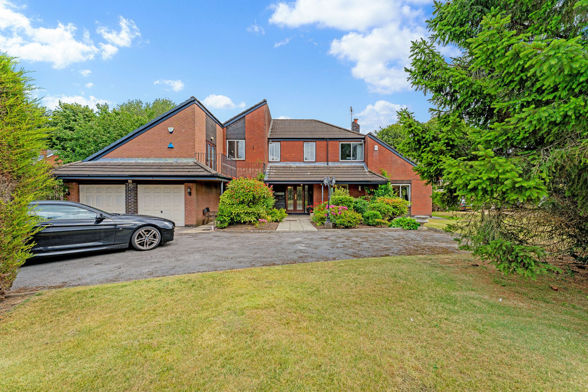 Haydock Park Gardens, Newton-Le-Willows, WA12