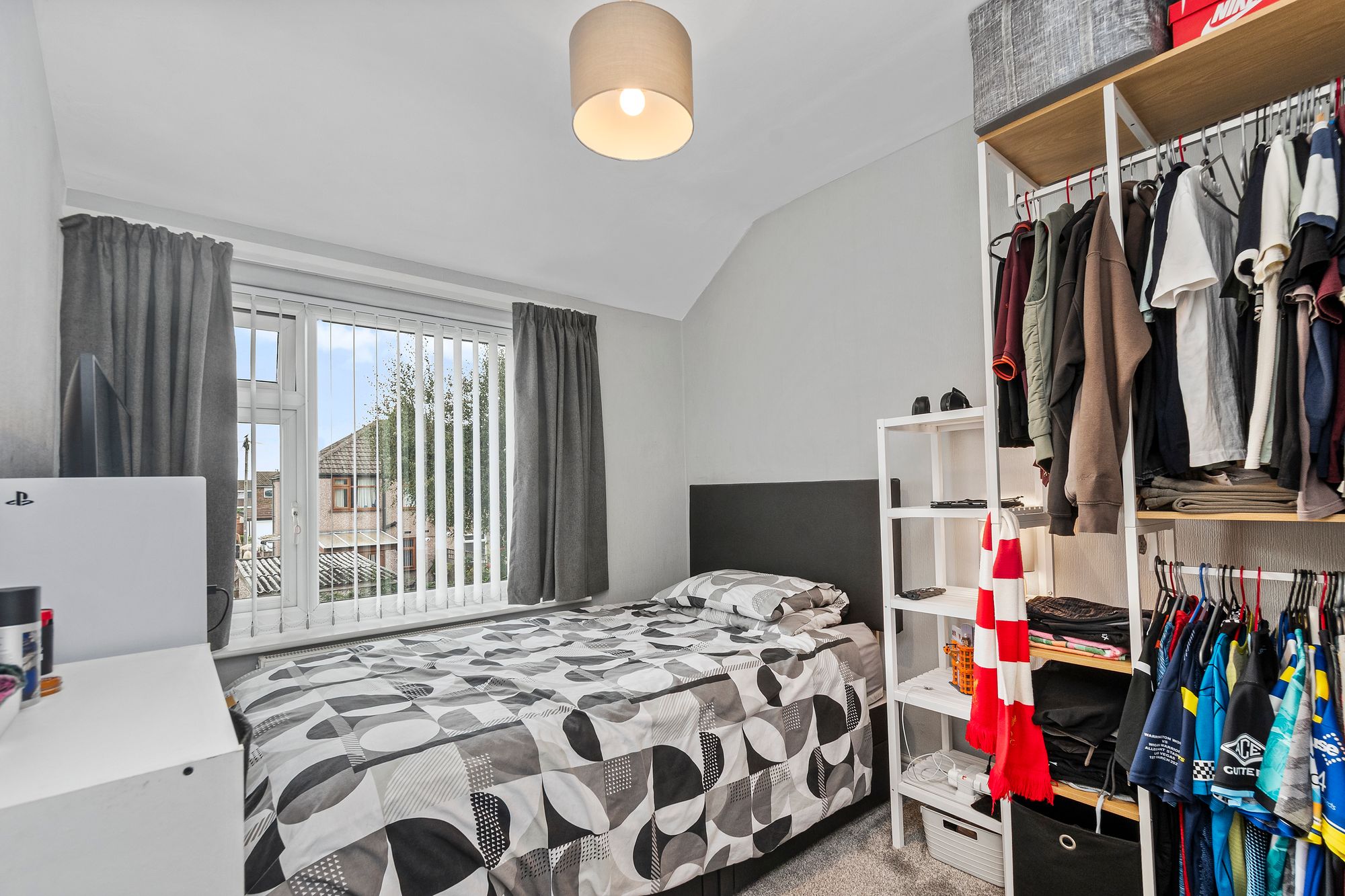 Warren Road, Warrington, WA2