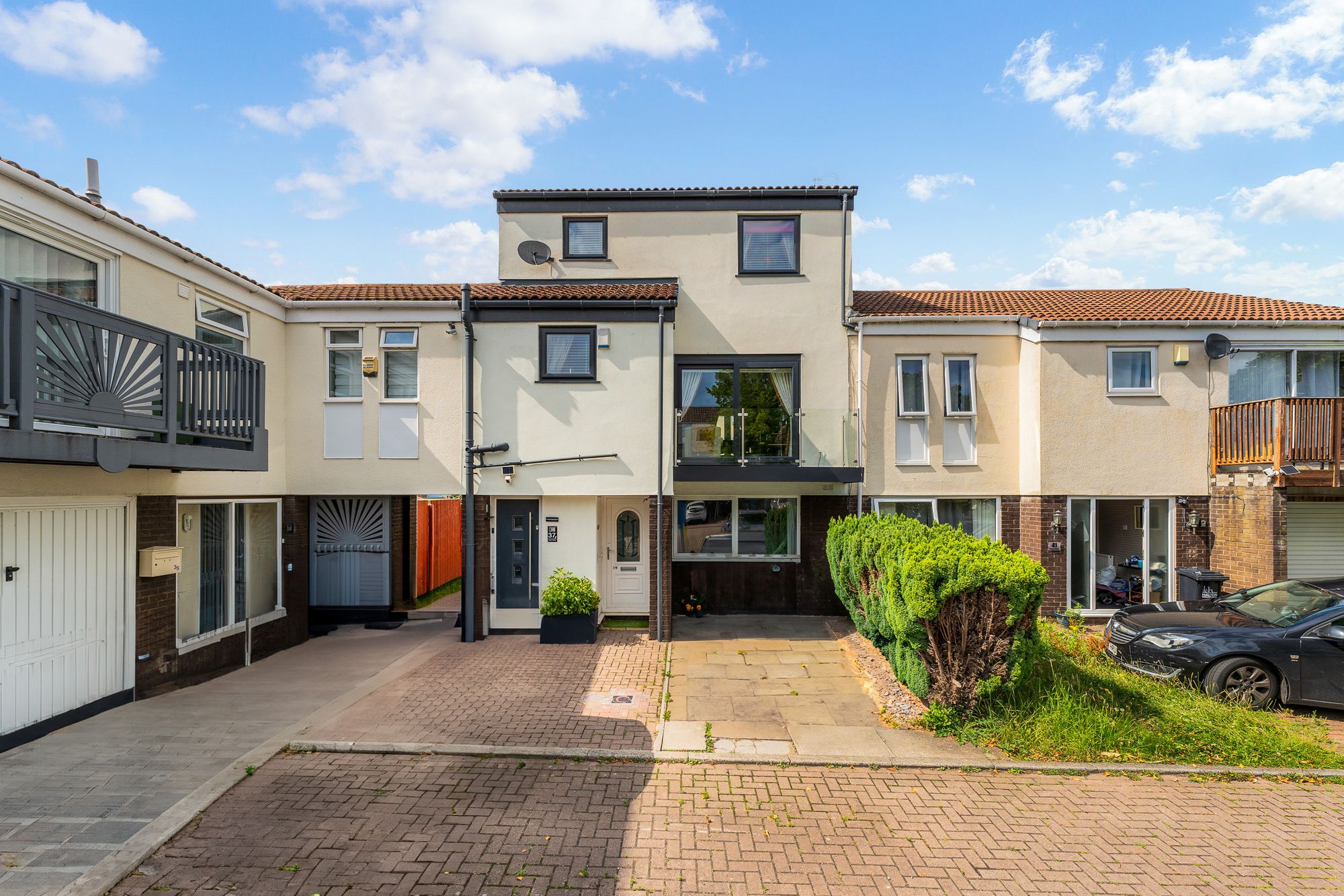 Marina Village, Preston Brook, WA7