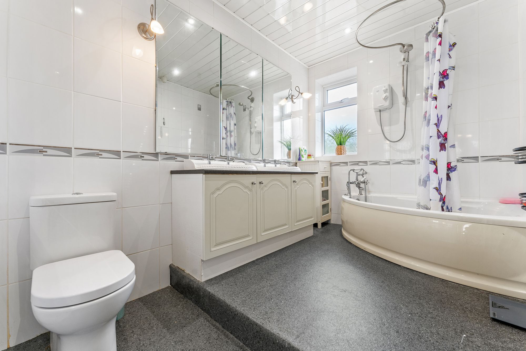 Upton Bridle Path, Widnes, WA8