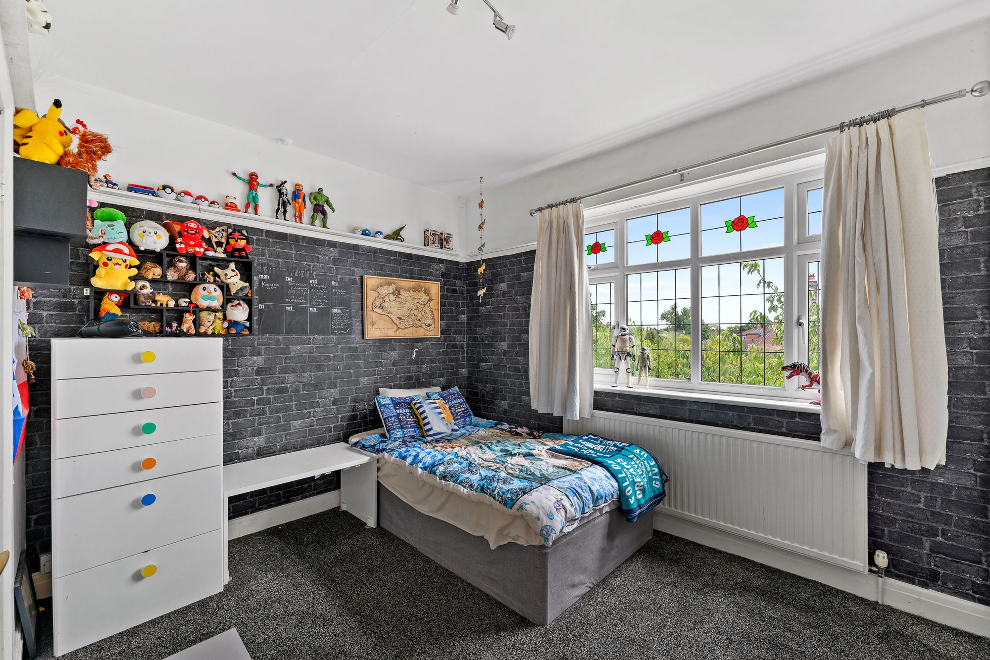 Upton Bridle Path, Widnes, WA8