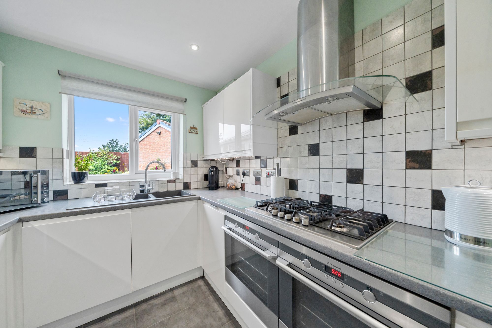 Cholmley Drive, Newton-Le-Willows
