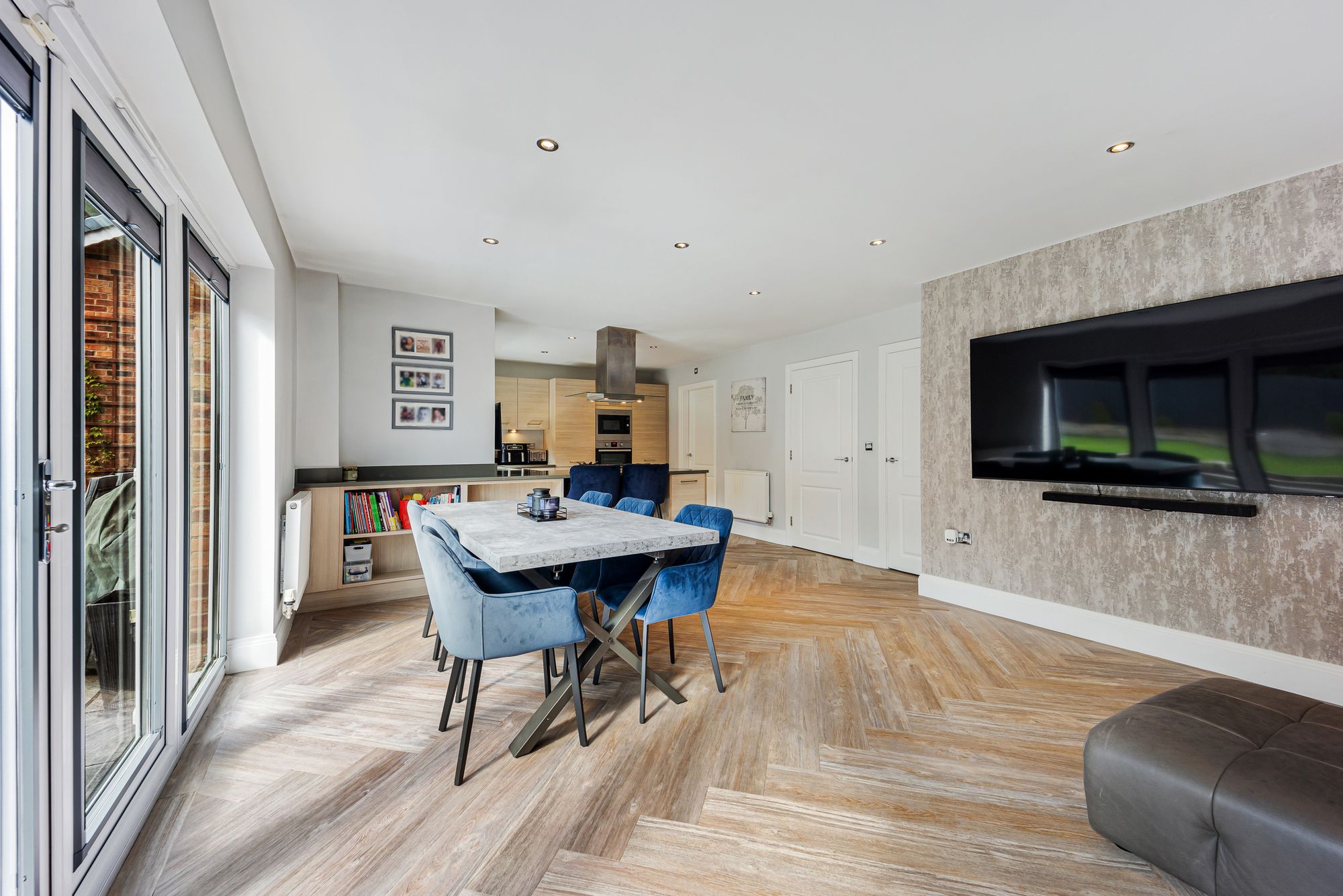 Heathfield Gardens, Runcorn, WA7