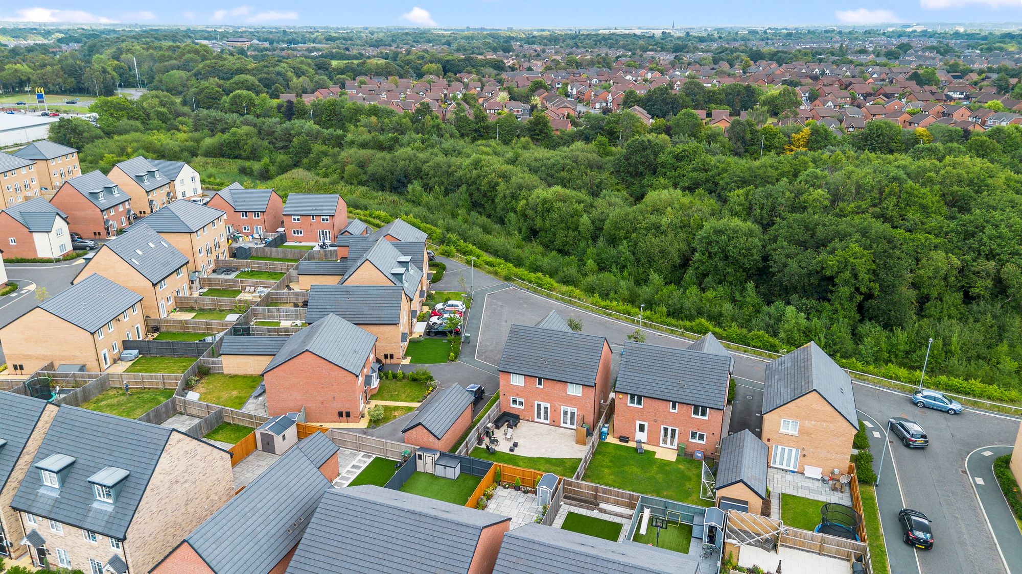 Golf Gardens, Great Sankey, WA5
