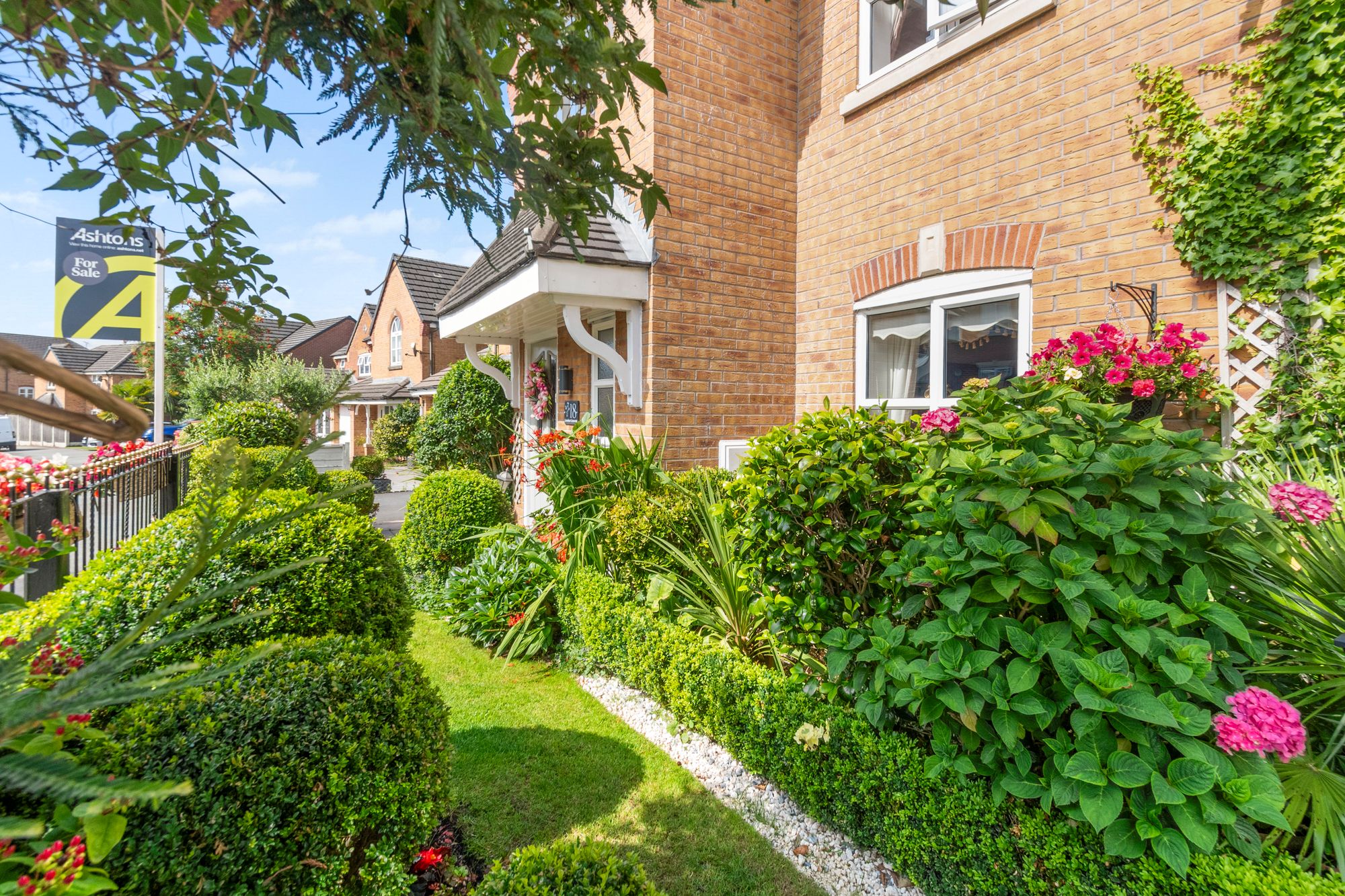 Lowther Crescent, St. Helens
