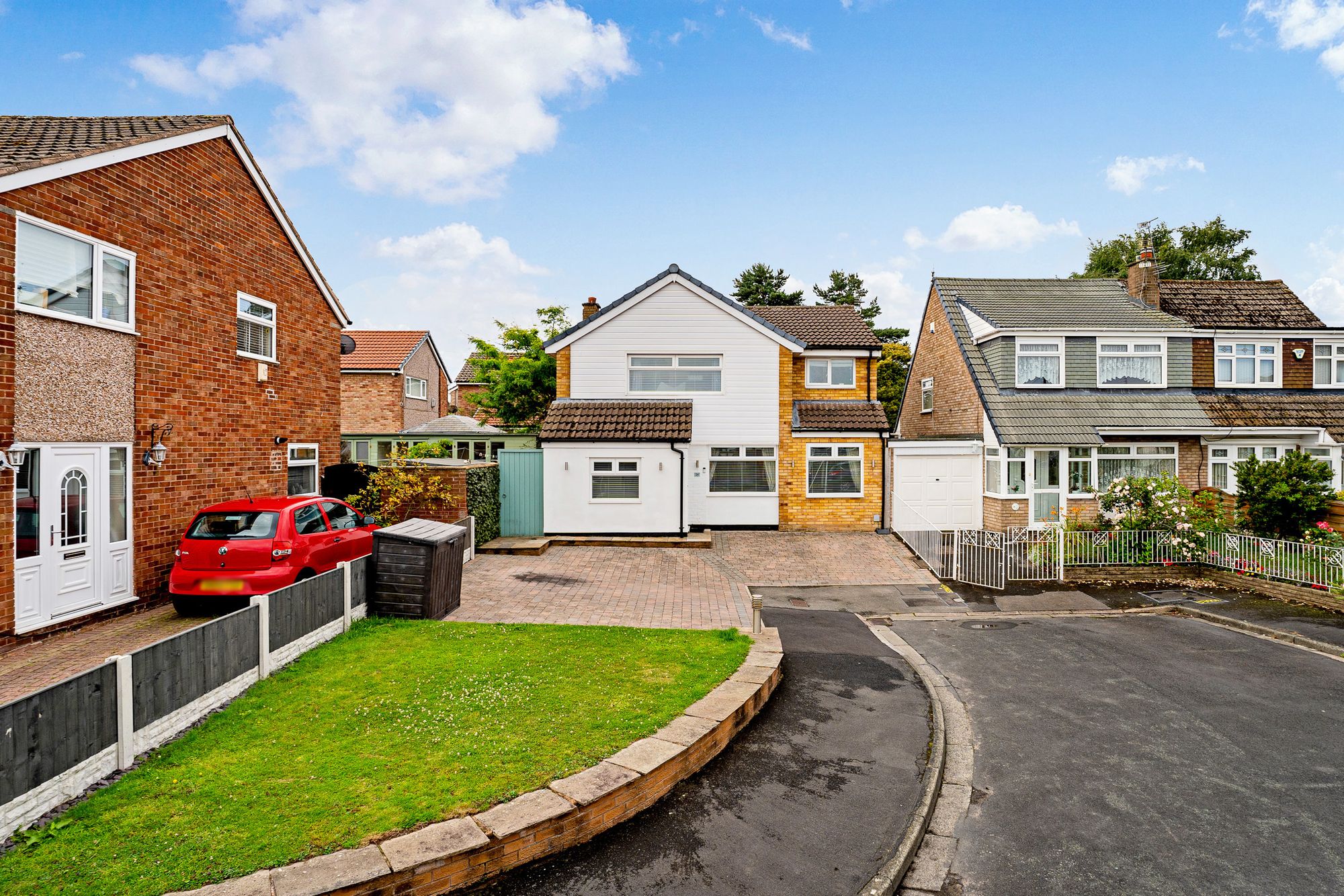Wexford Avenue, Hale Village, L24