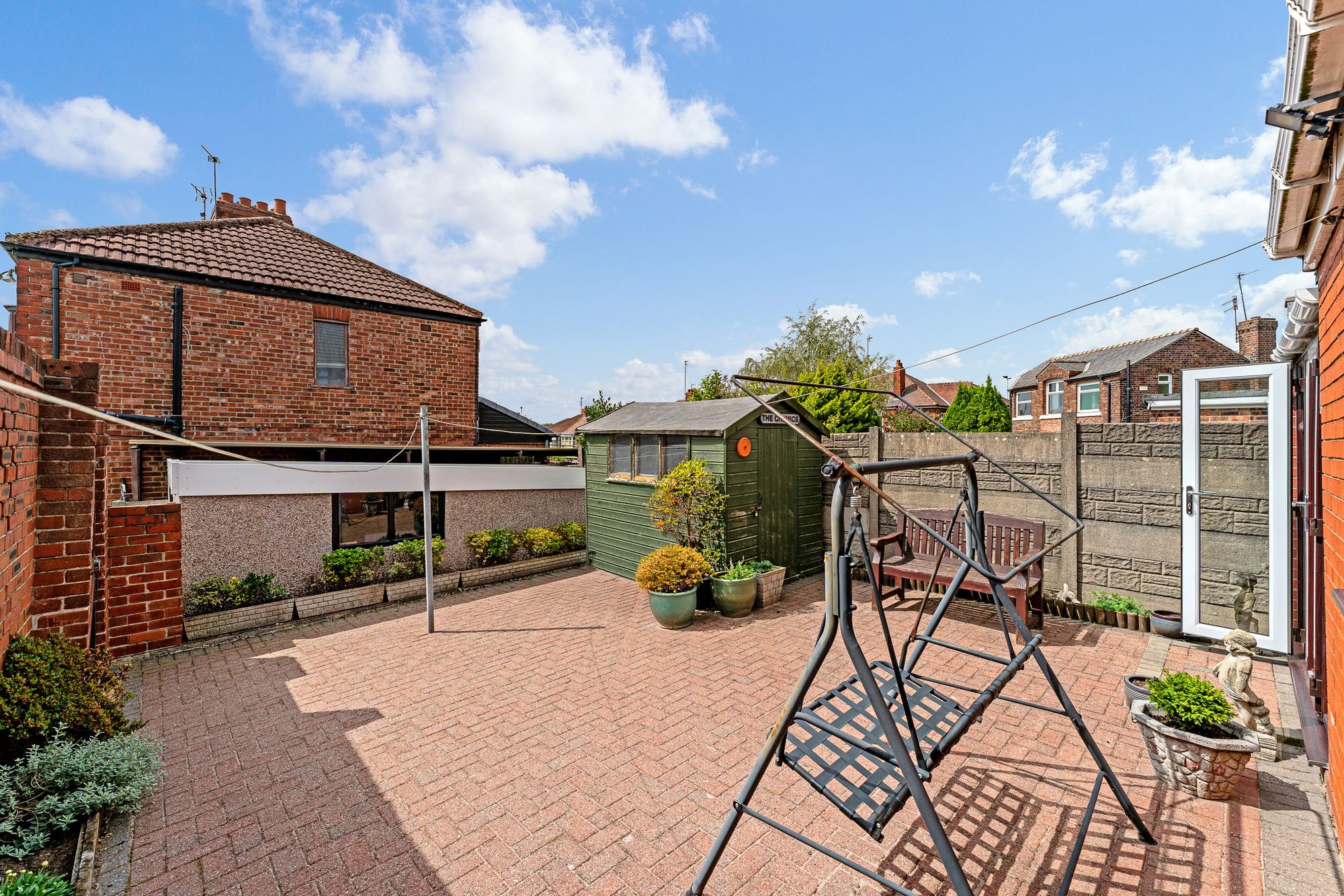 Leigh Avenue, Widnes, WA8