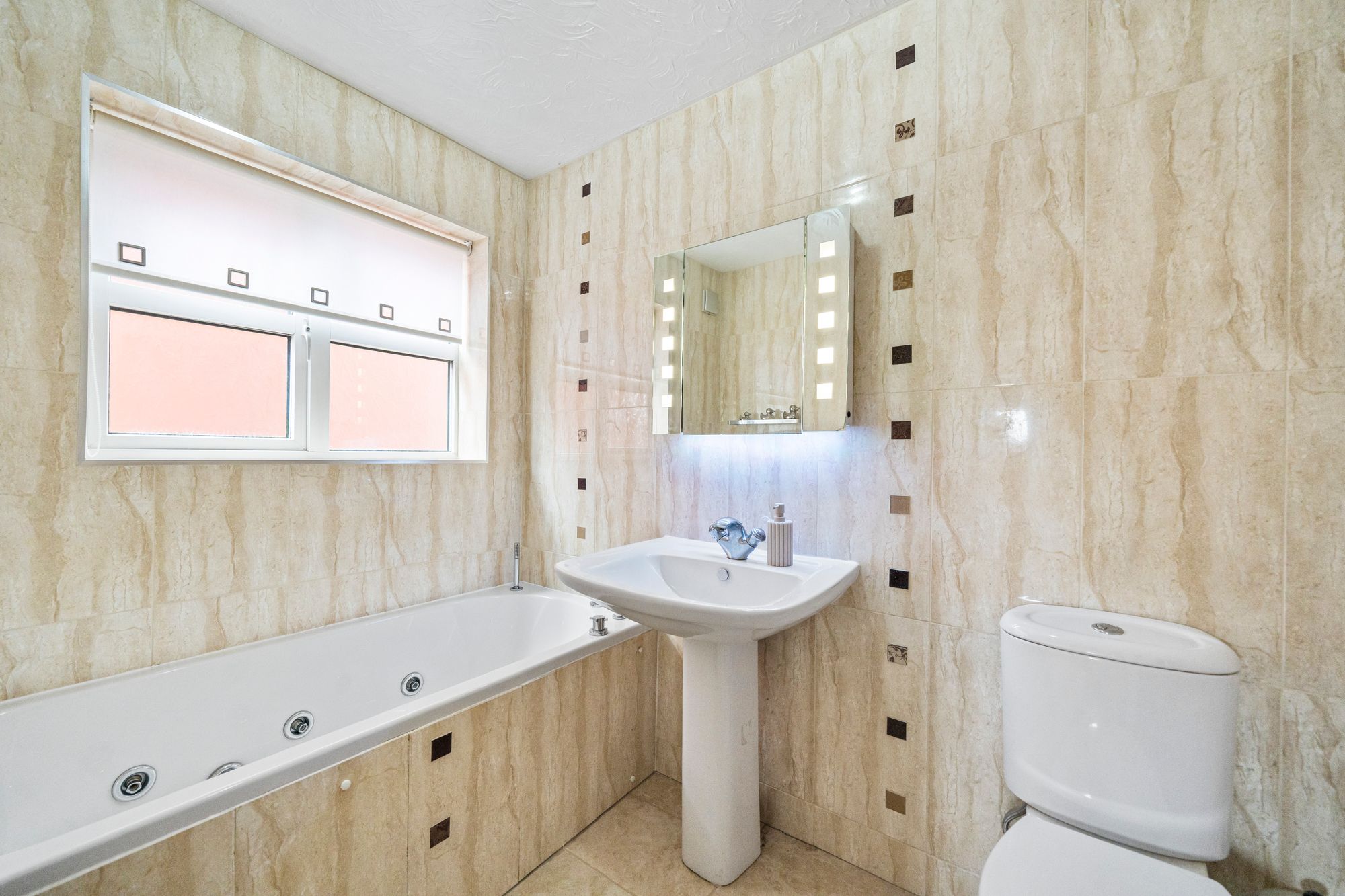 Sovereign Close, Lowton, WA3