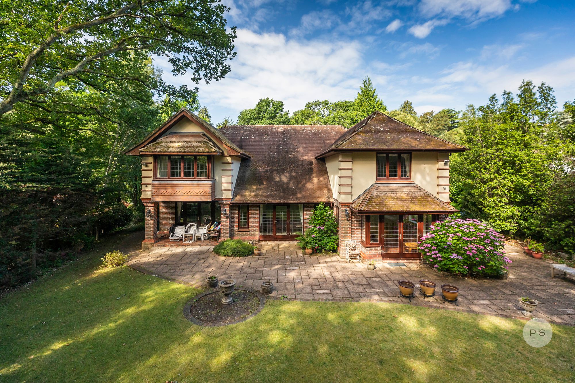 Dover Road, Branksome Park, Poole, BH13 6DZ