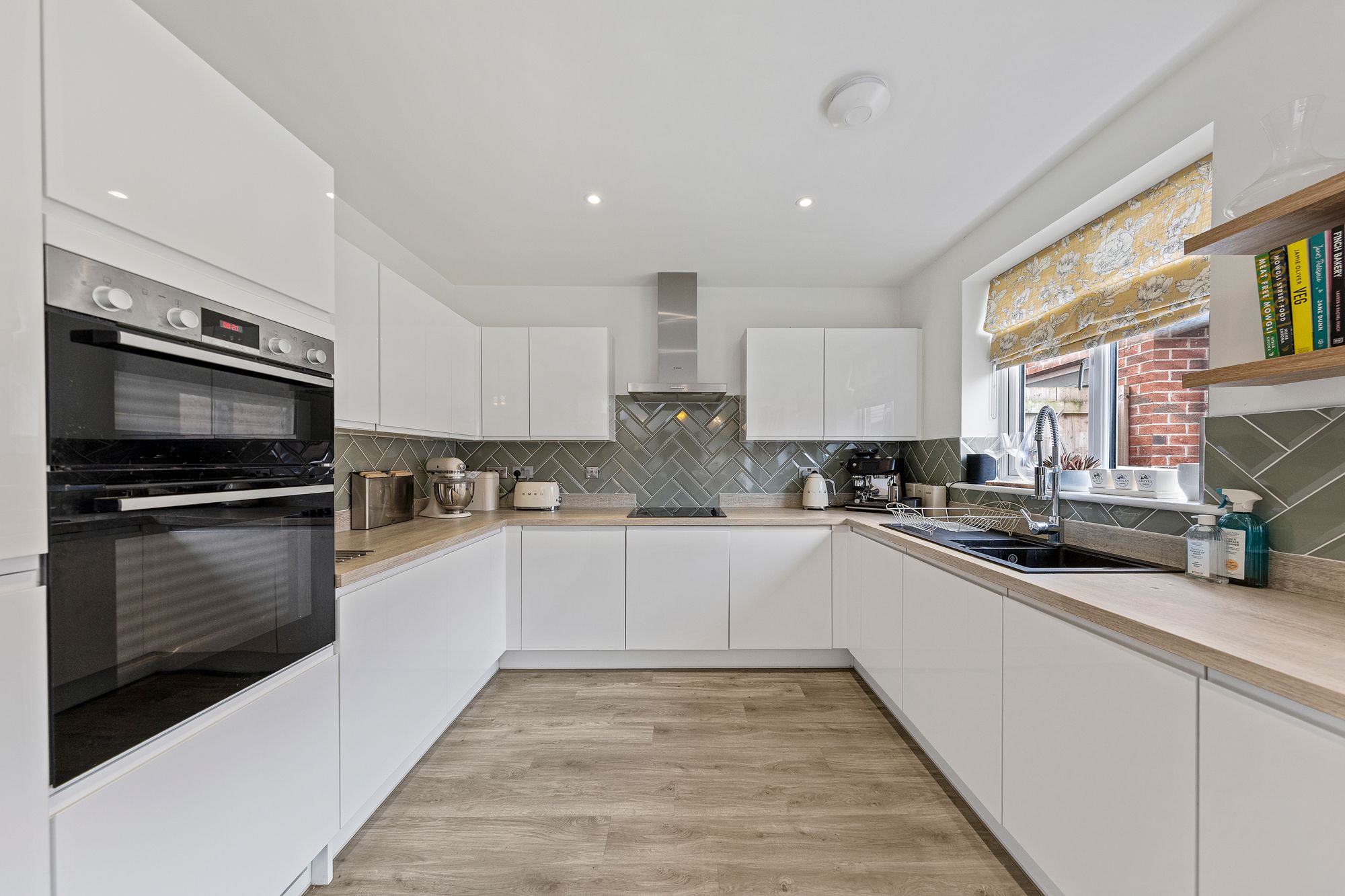 Watergrove Crescent, Great Sankey, WA5