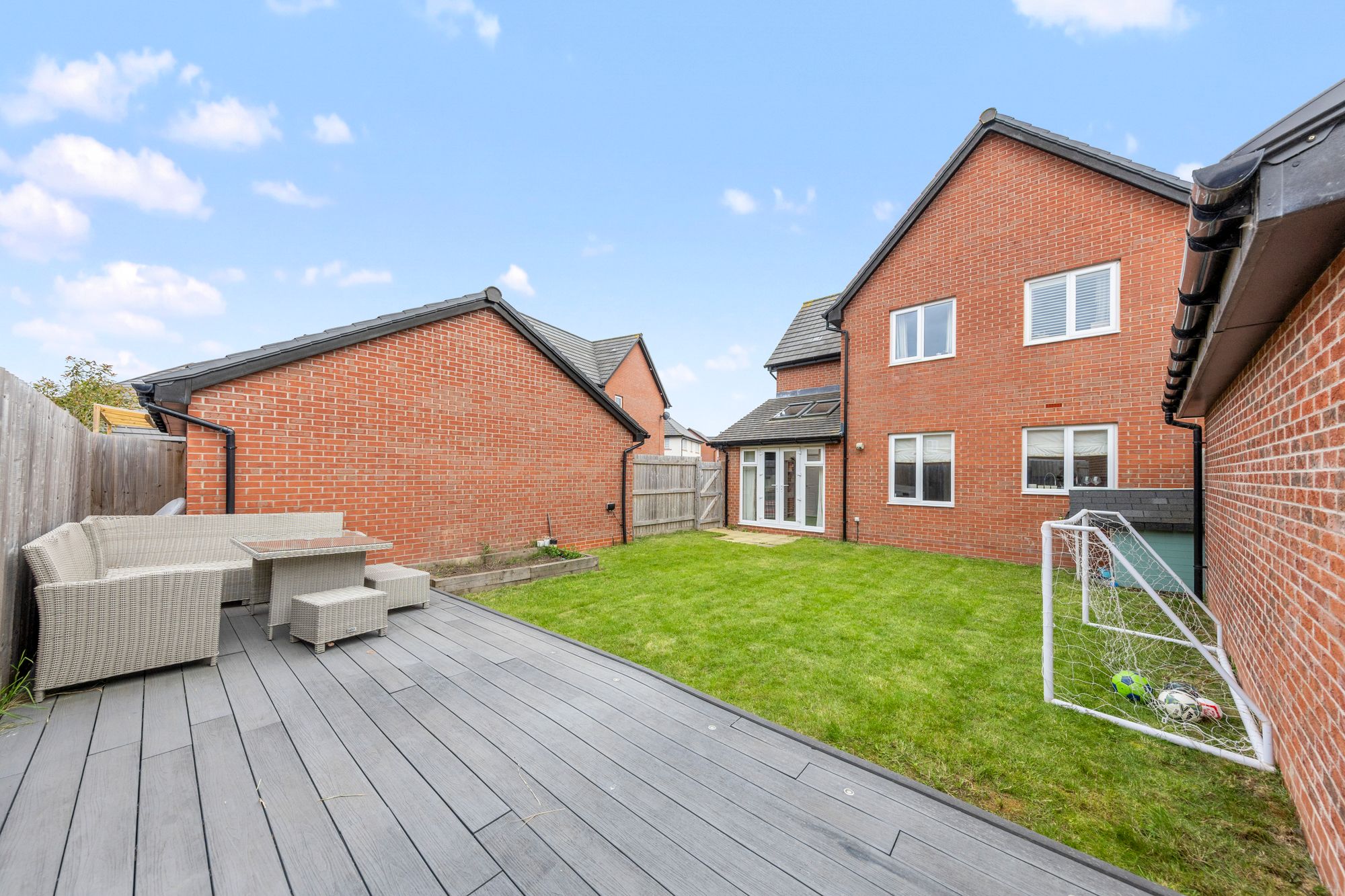 Watergrove Crescent, Great Sankey, WA5
