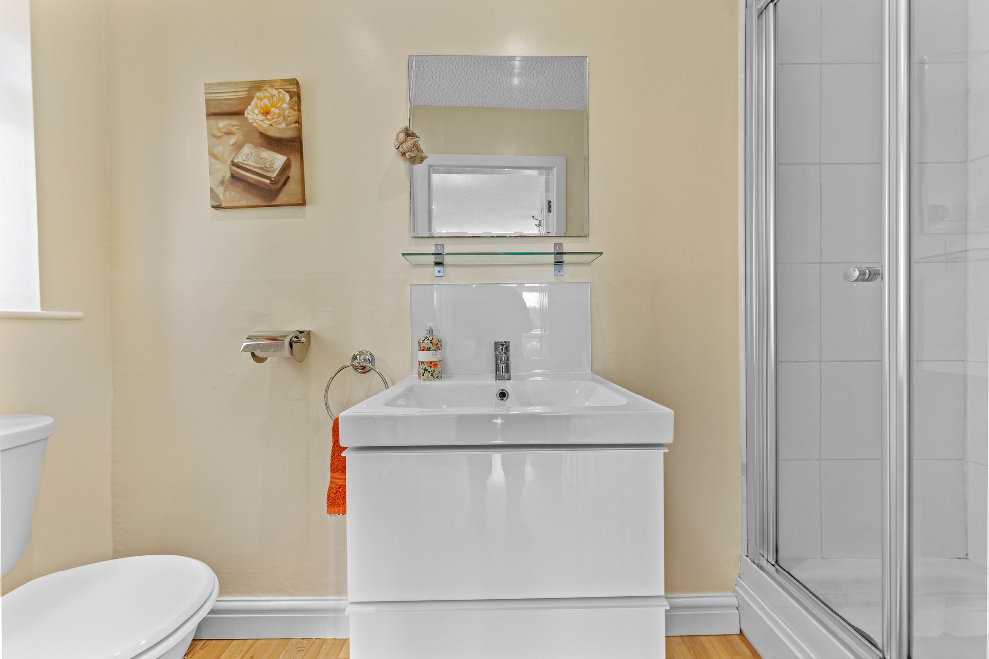 Manchester Road, Rixton, WA3