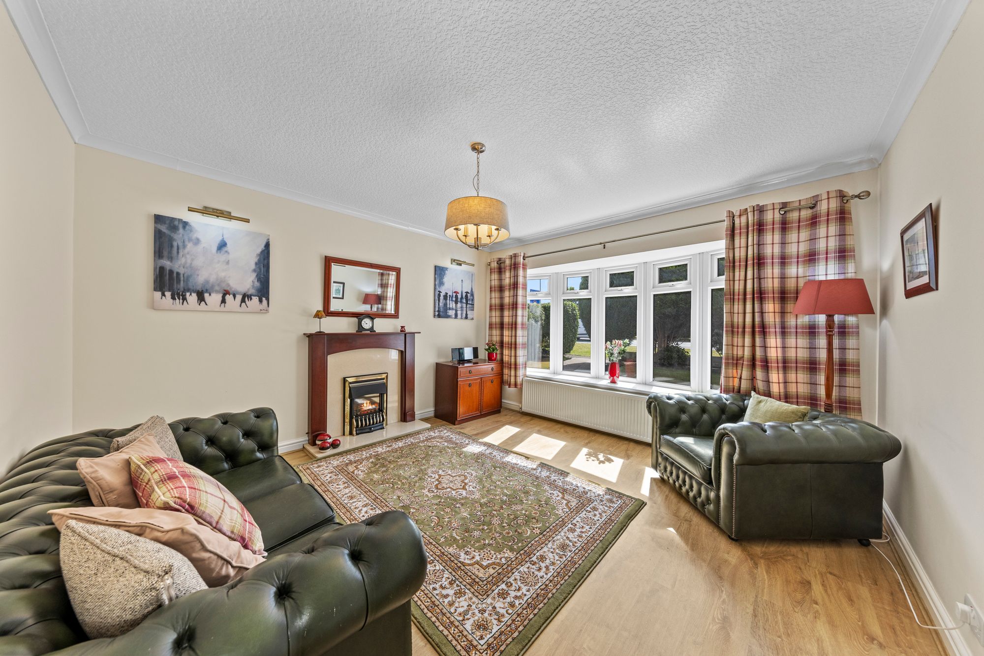 Manchester Road, Rixton, WA3