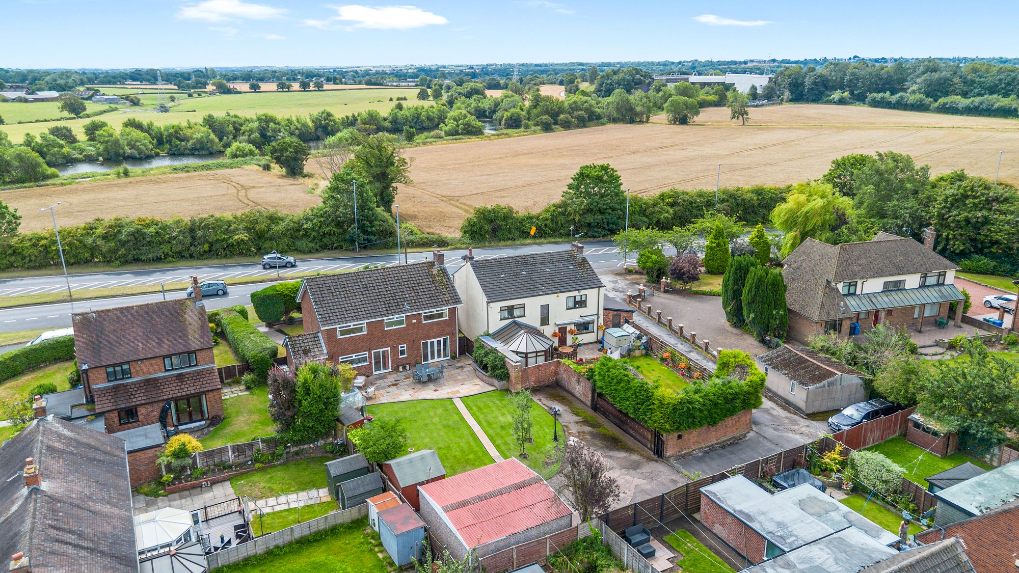 Manchester Road, Rixton, WA3