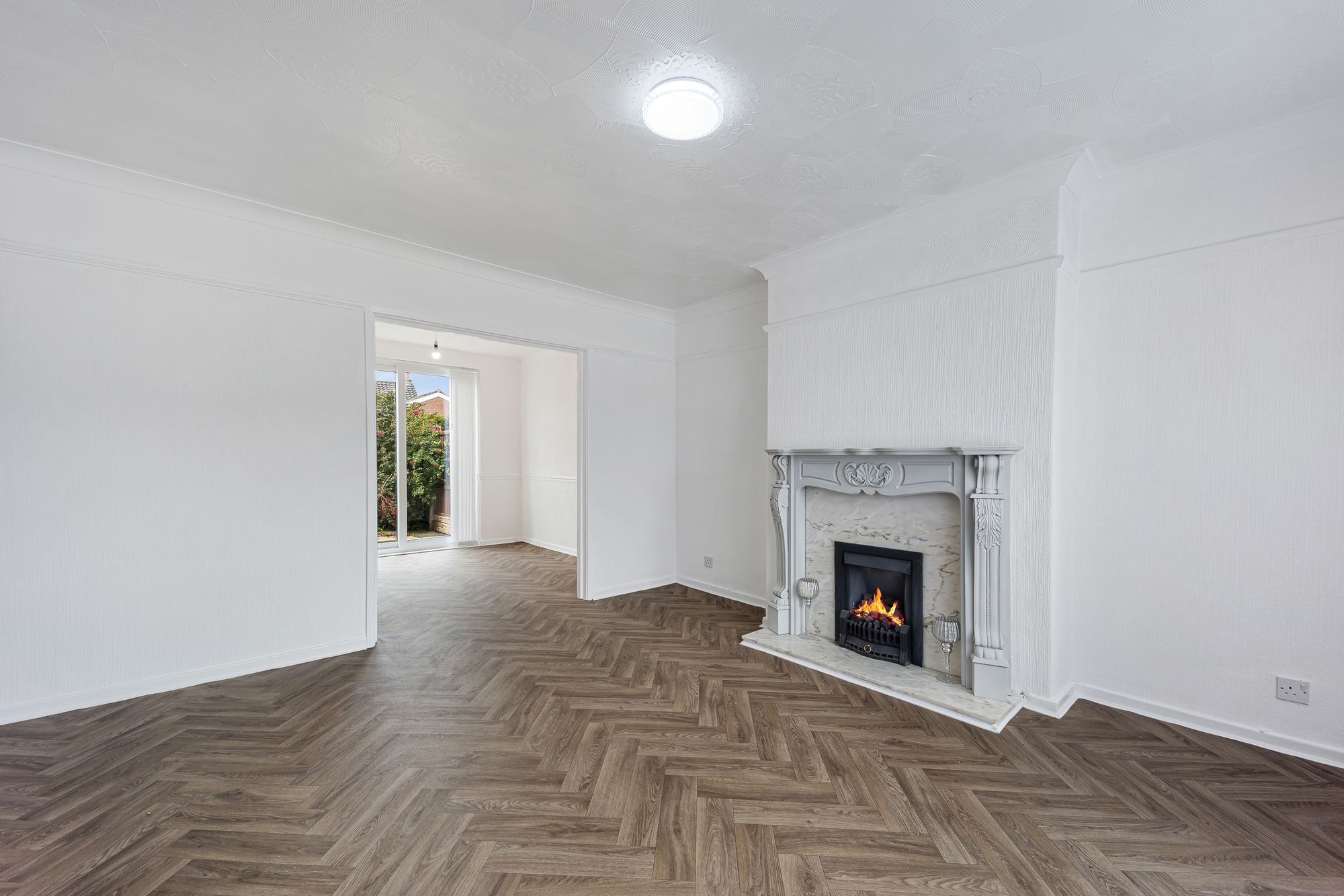 Cheshyre Drive, Halton, WA7