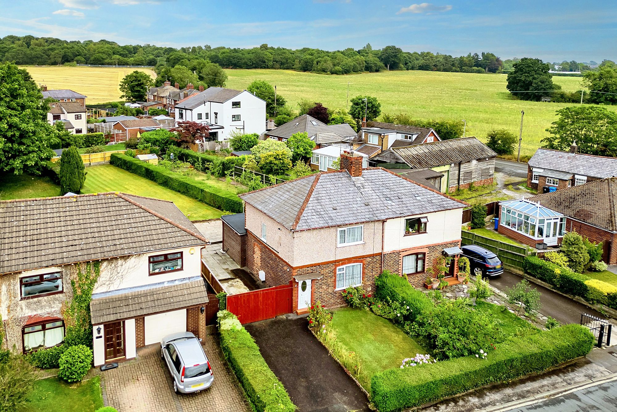 Hall Lane, Widnes, WA8