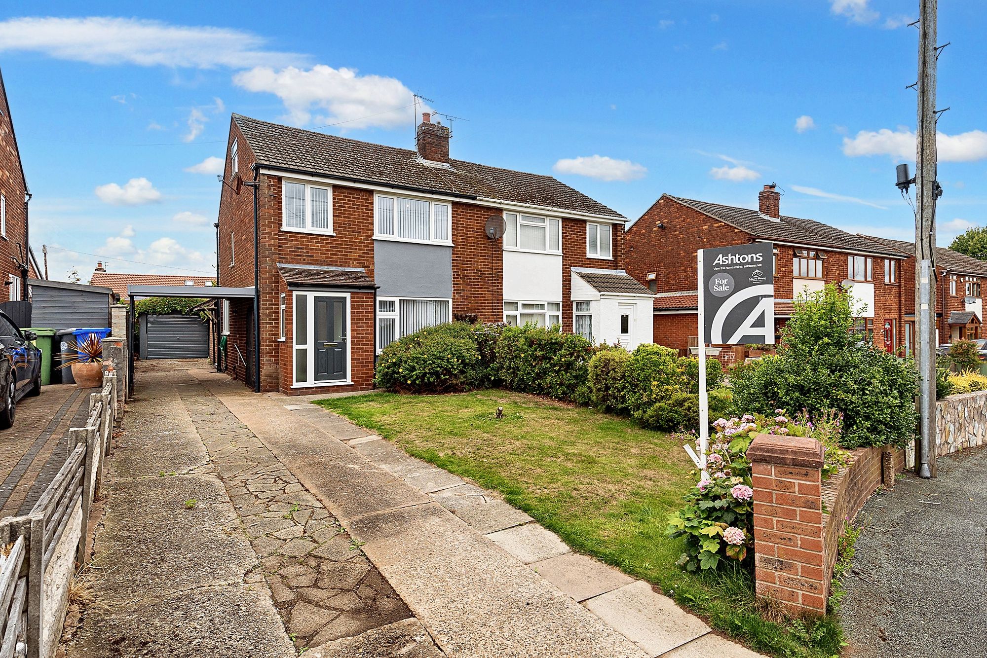 Cheshyre Drive, Halton, WA7