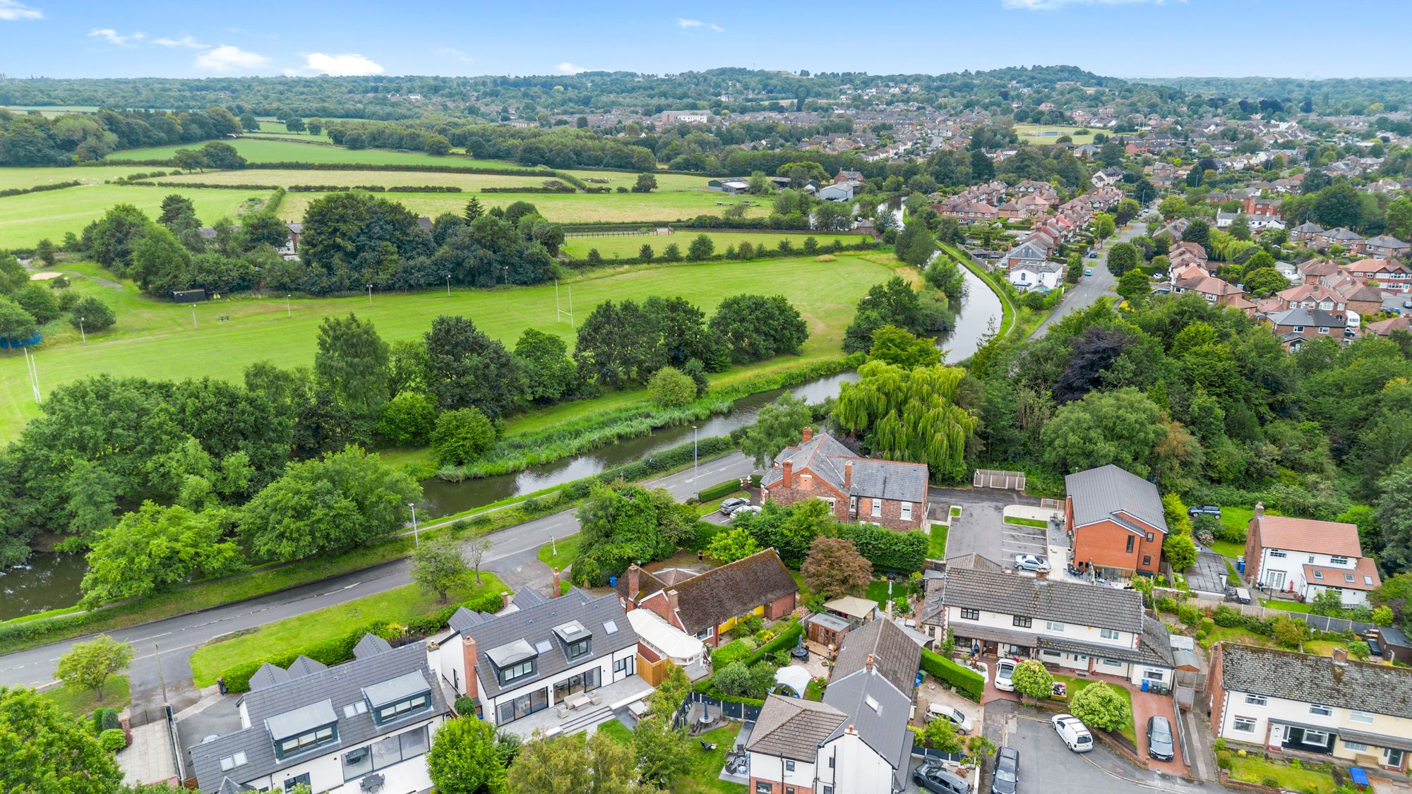 Chester Road, Stockton Heath, WA4