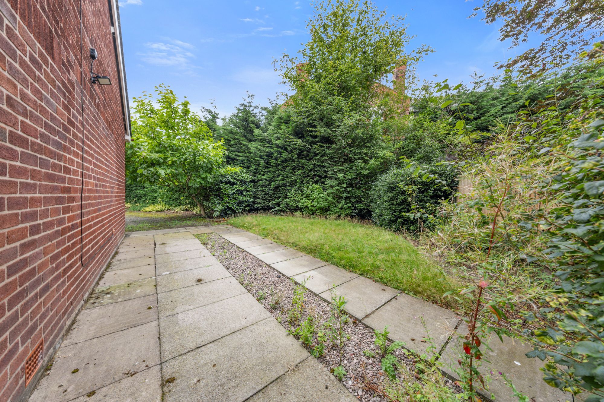 Chester Road, Stockton Heath, WA4