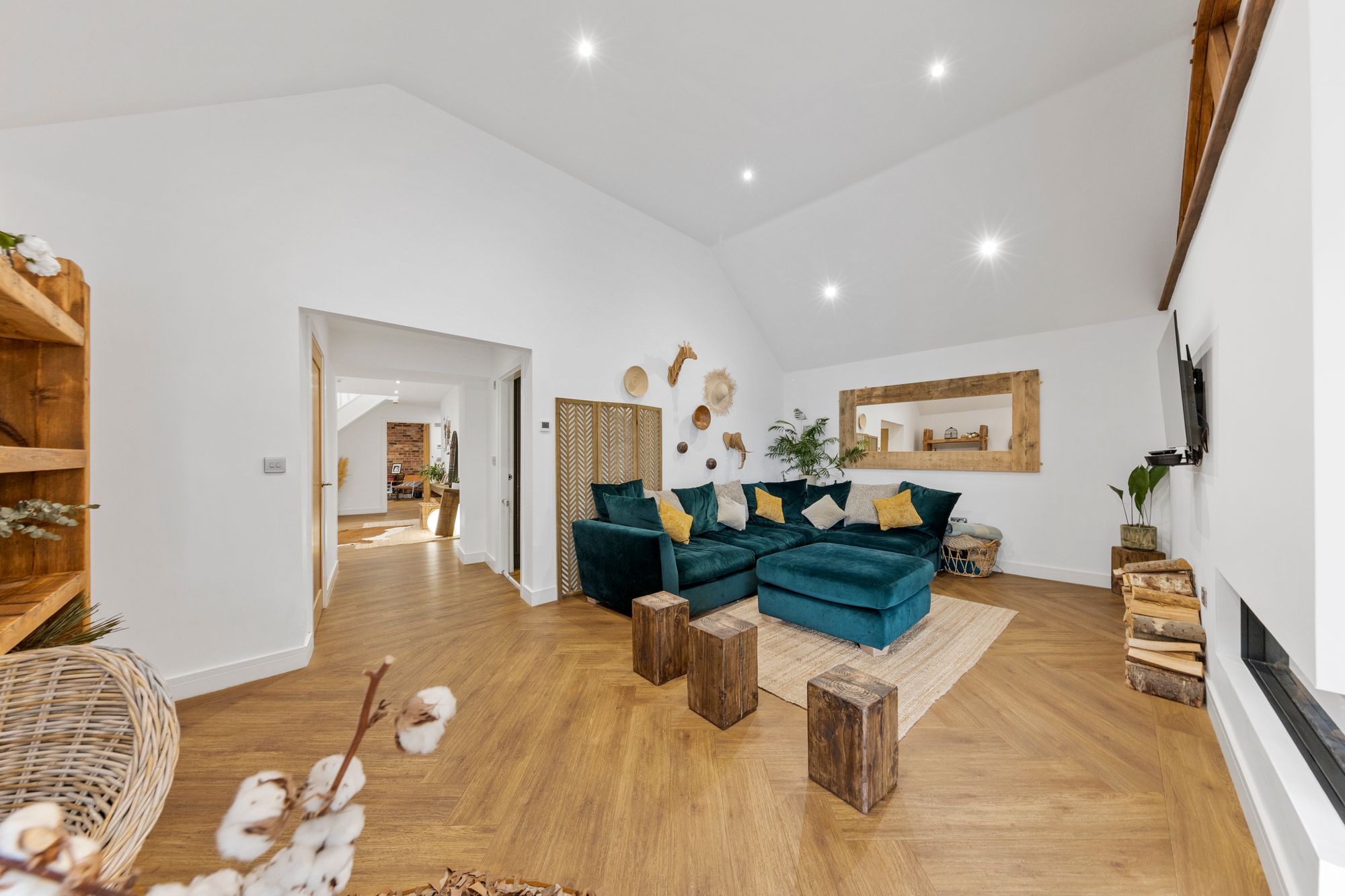 Hollingreave Barns, Warrington