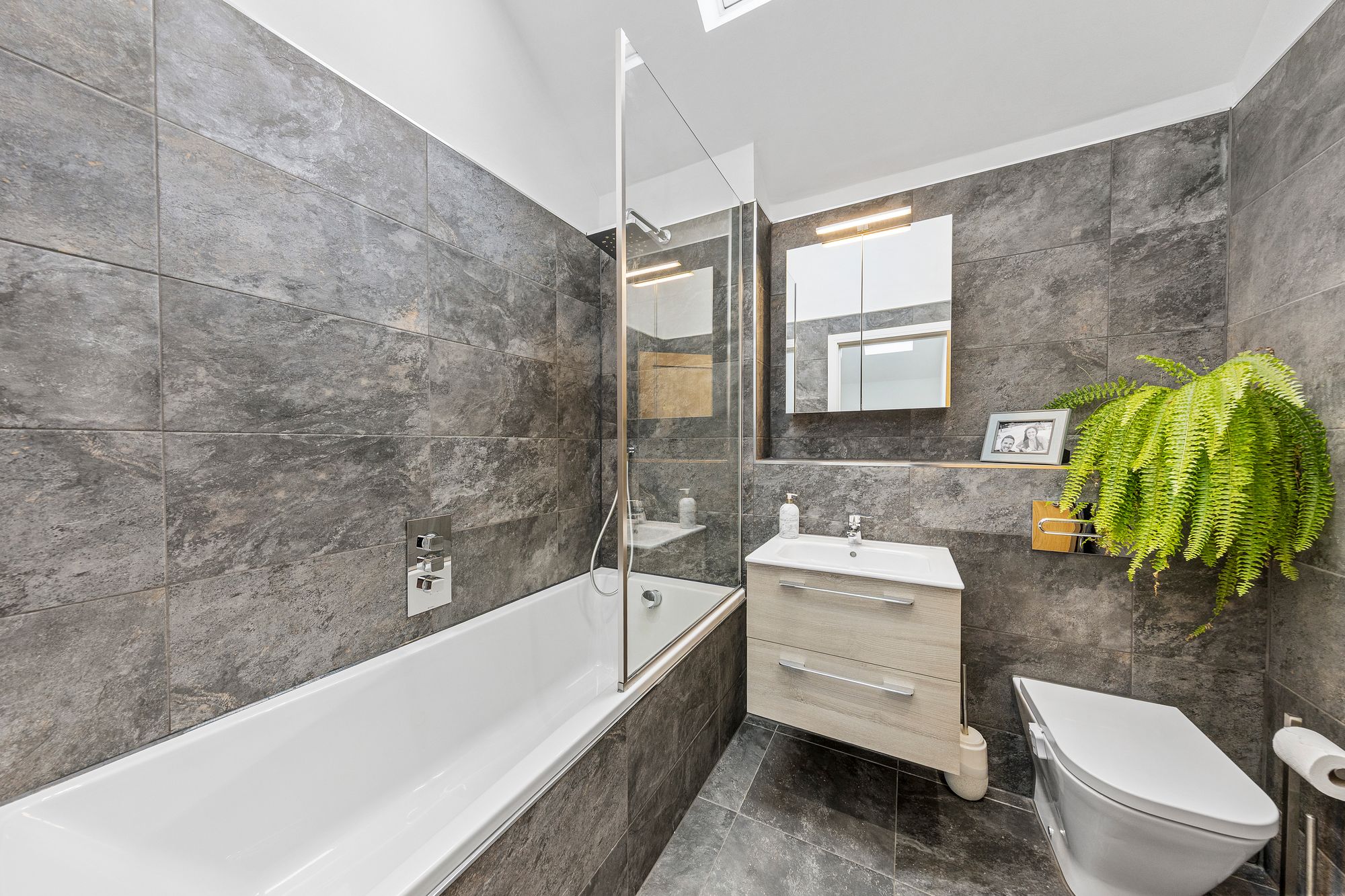 Hollingreave Barns, Warrington