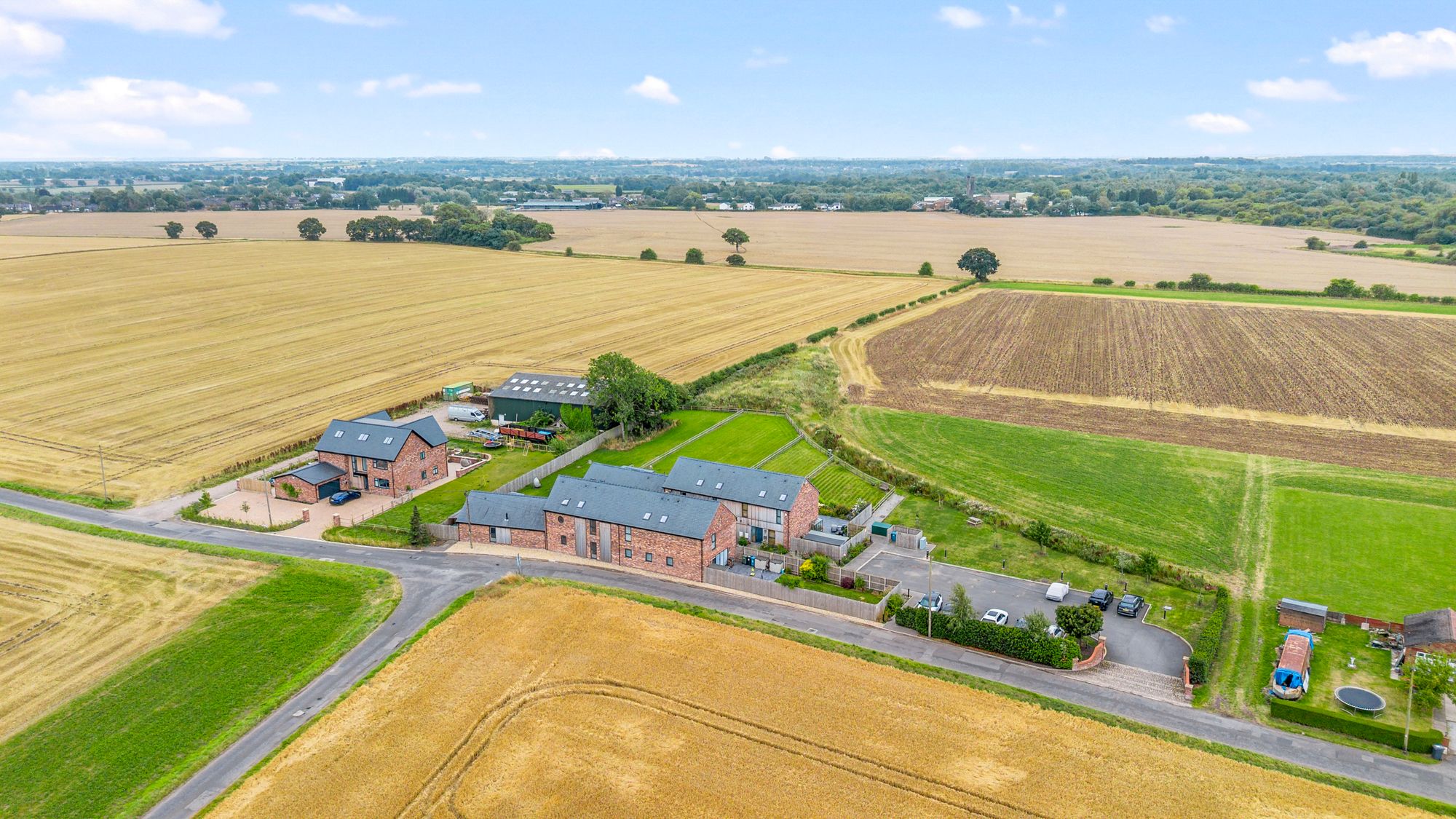 Hollingreave Barns, Warrington