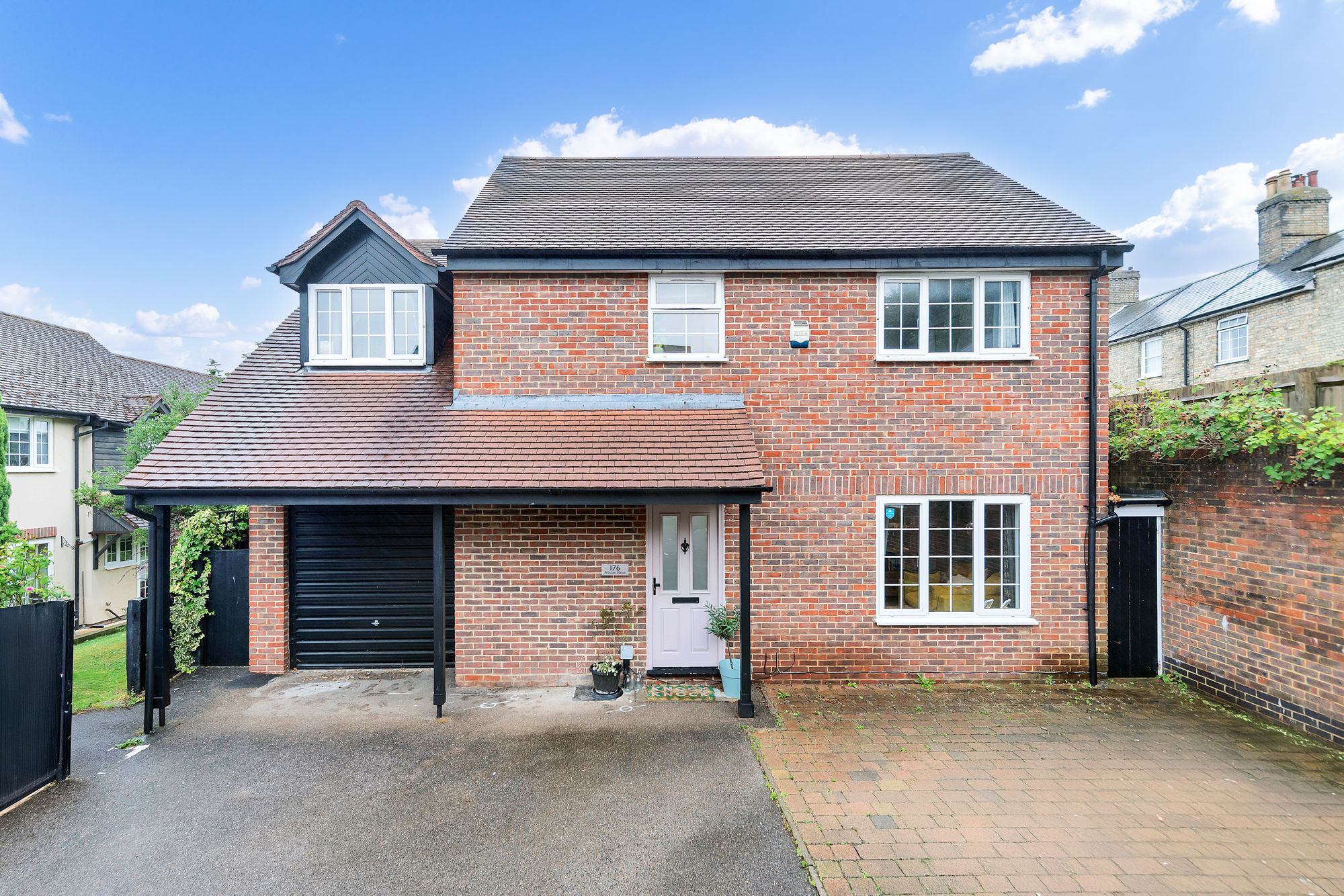 Princes Mews, Royston, SG8