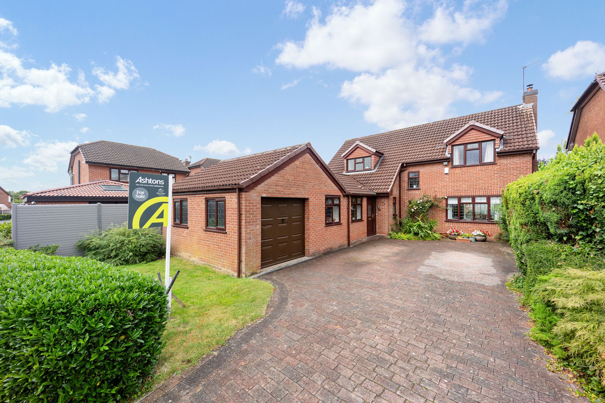 Parklands, Widnes, WA8