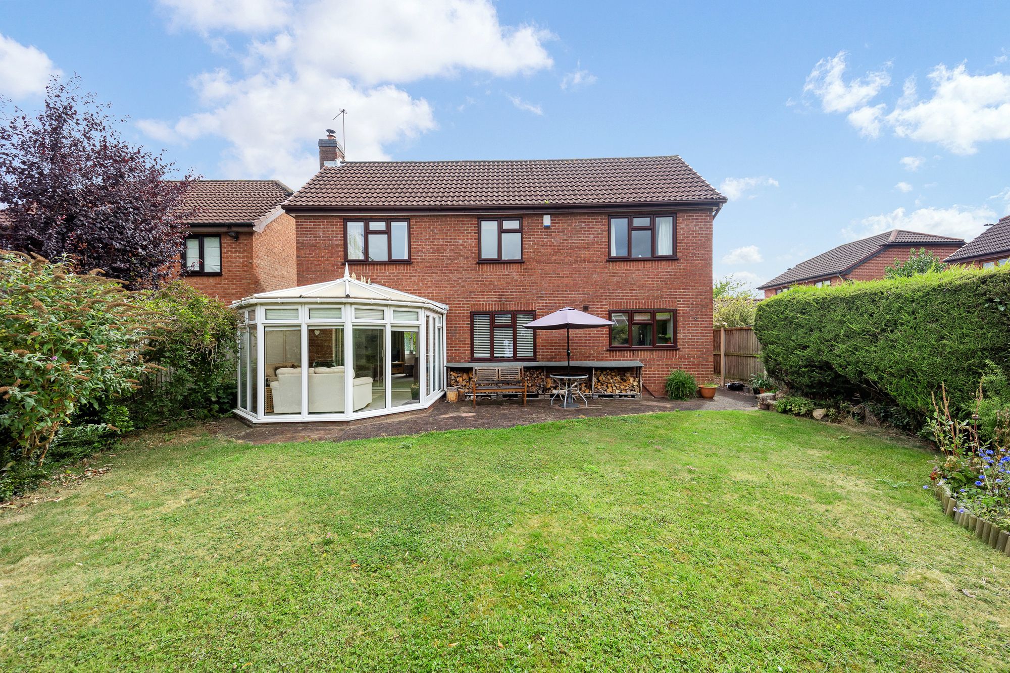 Parklands, Widnes, WA8