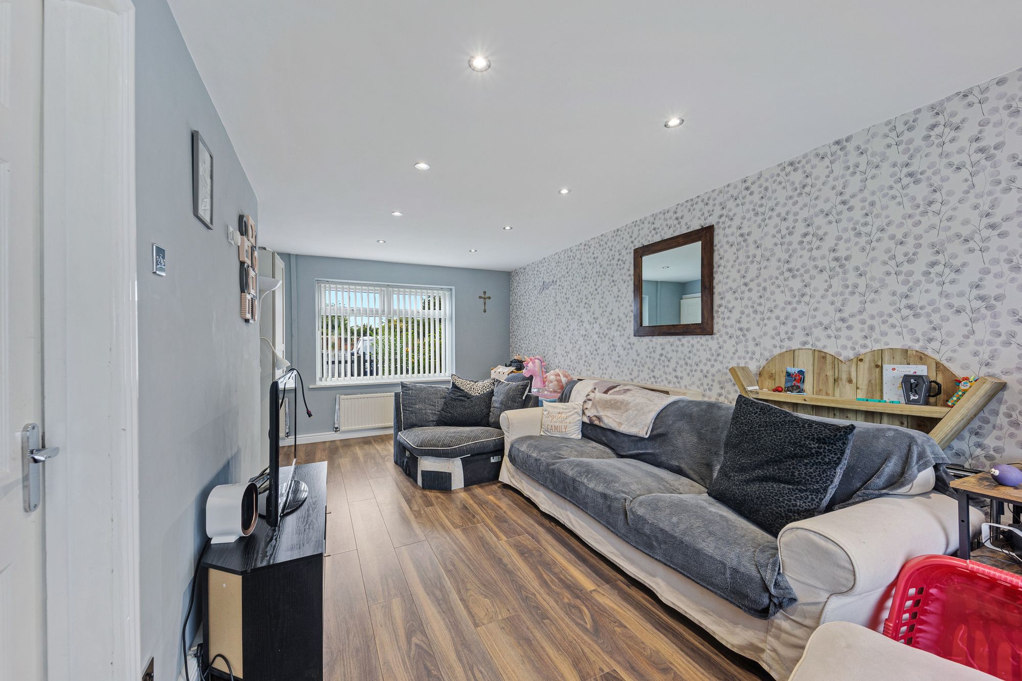Mayfield Avenue, Widnes, WA8