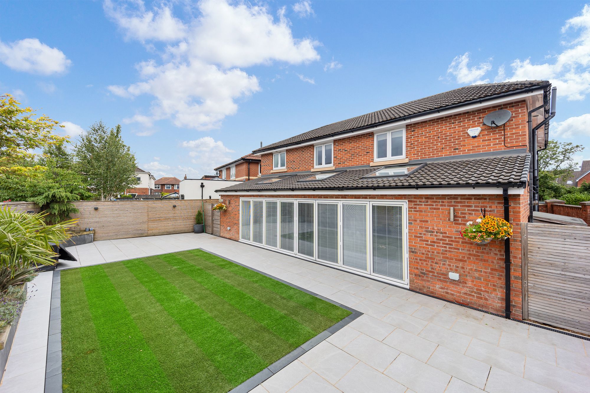 Black Horse Lane, Widnes, WA8