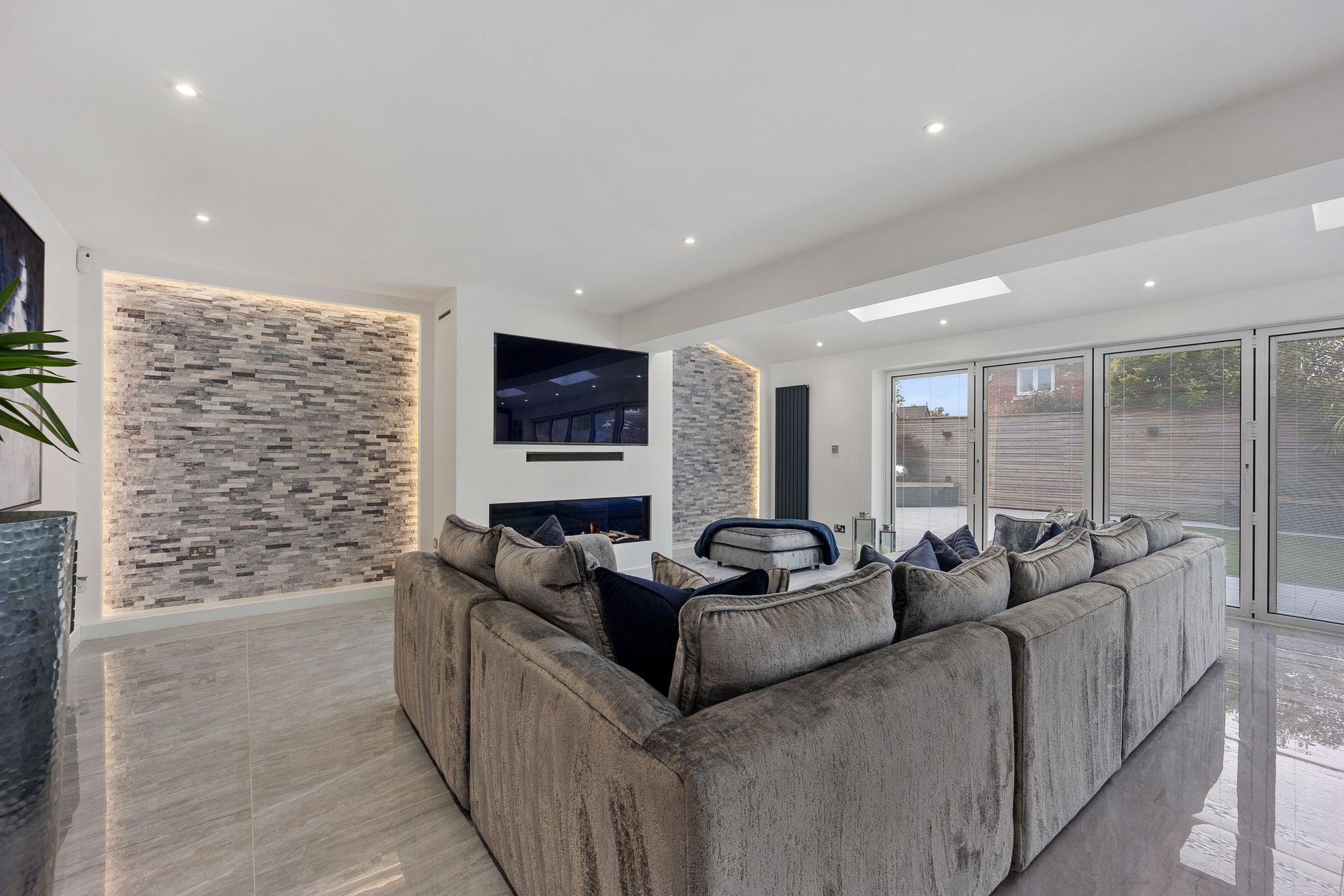 Black Horse Lane, Widnes, WA8