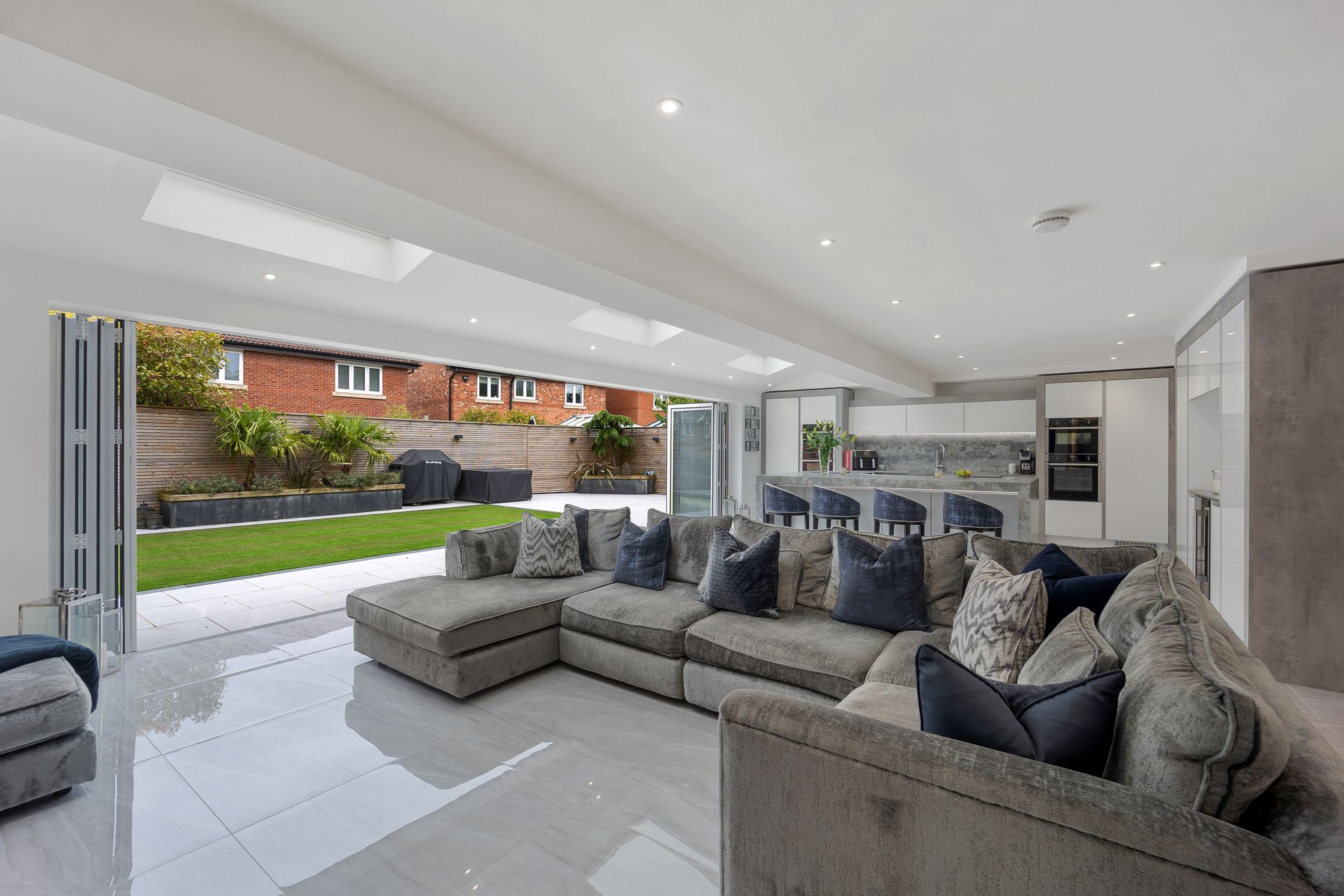 Black Horse Lane, Widnes, WA8