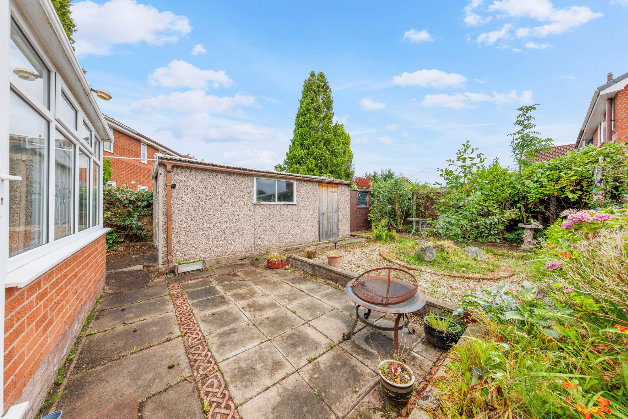 Lockerbie Close, Warrington