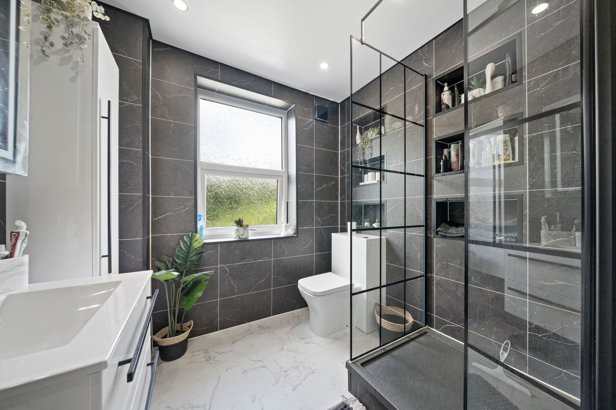 Earle Street, Newton-Le-Willows, WA12