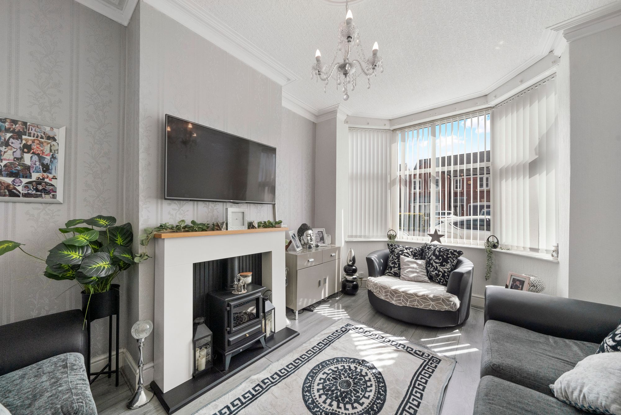 Earle Street, Newton-Le-Willows, WA12