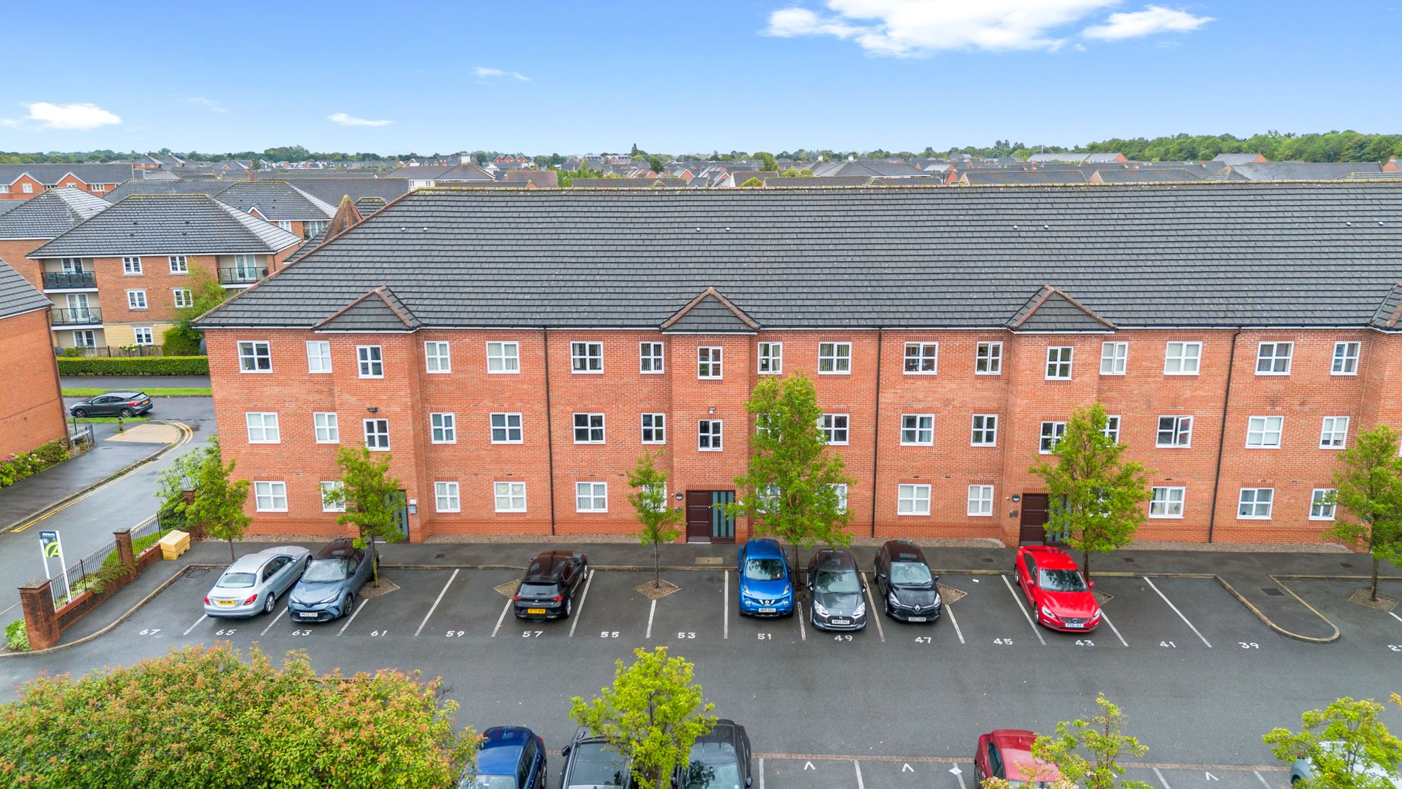 Houston Gardens, Great Sankey, WA5
