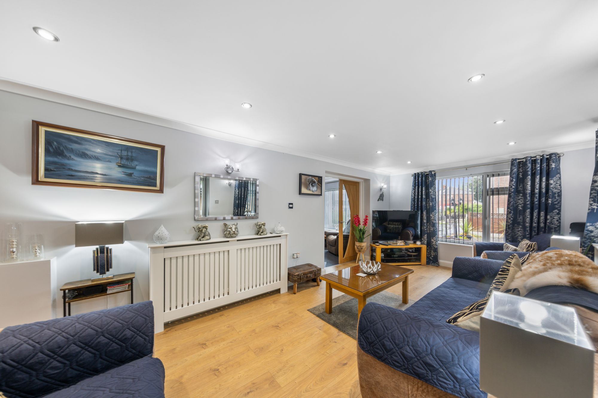 Charter Avenue, Warrington