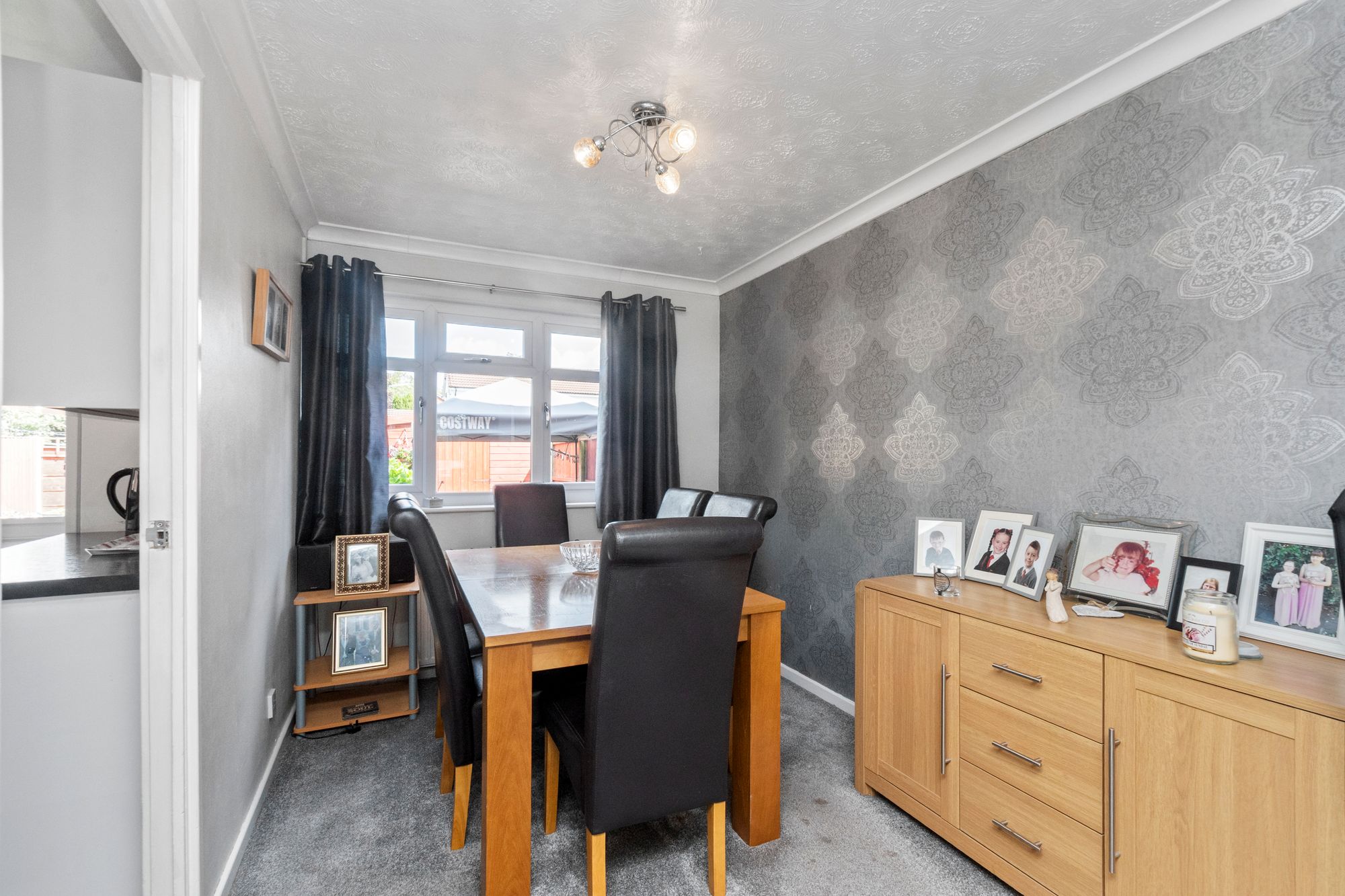 St. Bridgets Close, Fearnhead, WA2