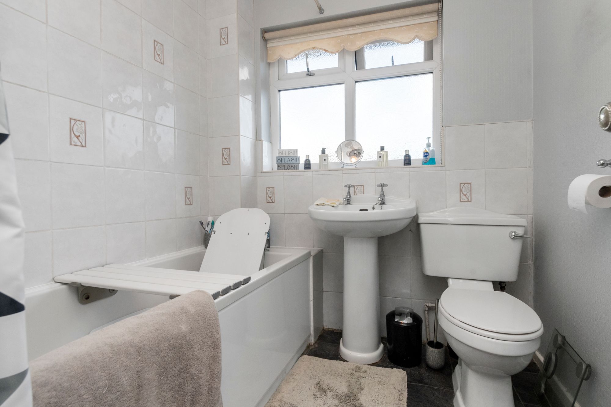 St. Bridgets Close, Fearnhead, WA2