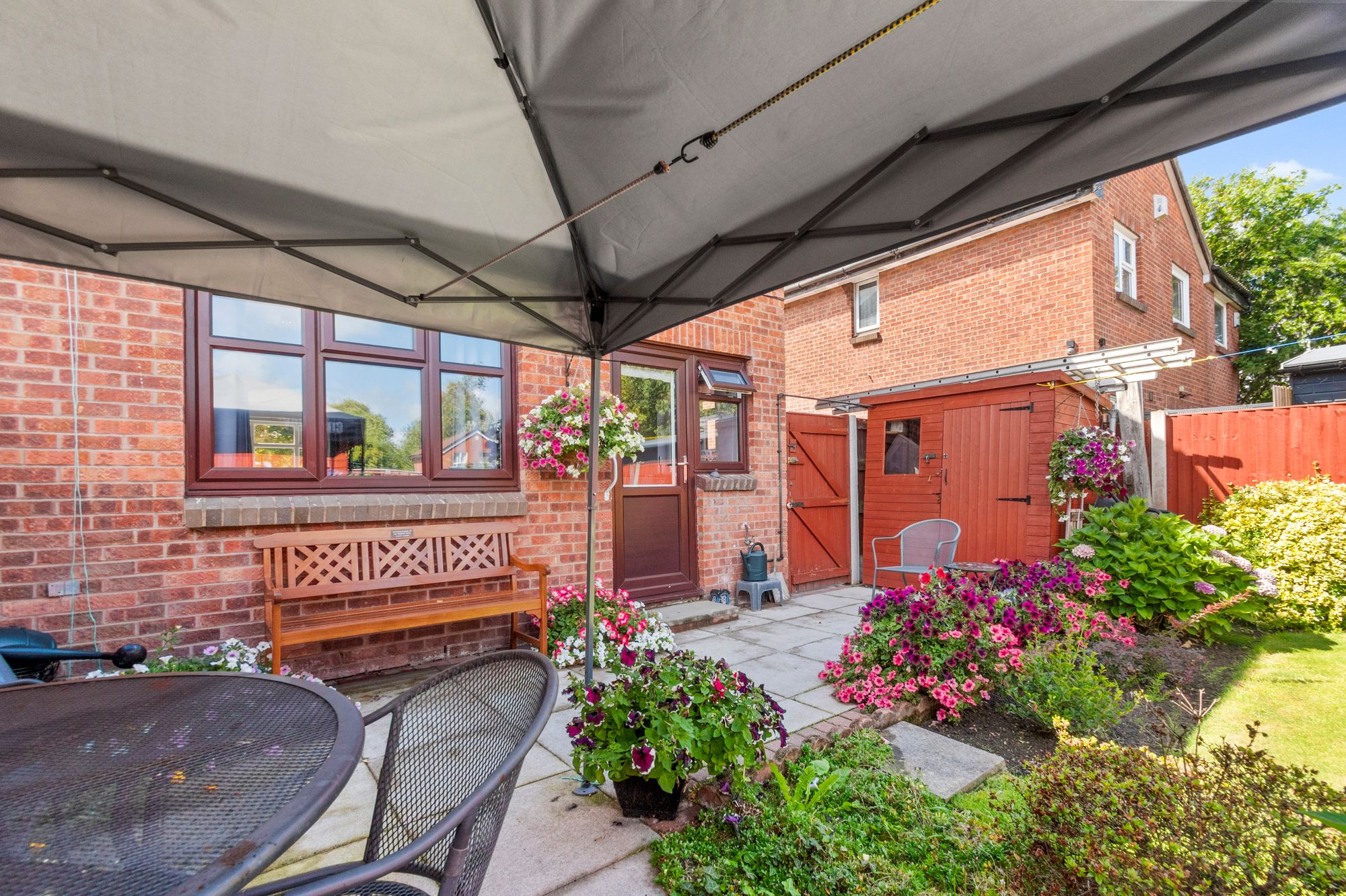 St. Bridgets Close, Fearnhead, WA2