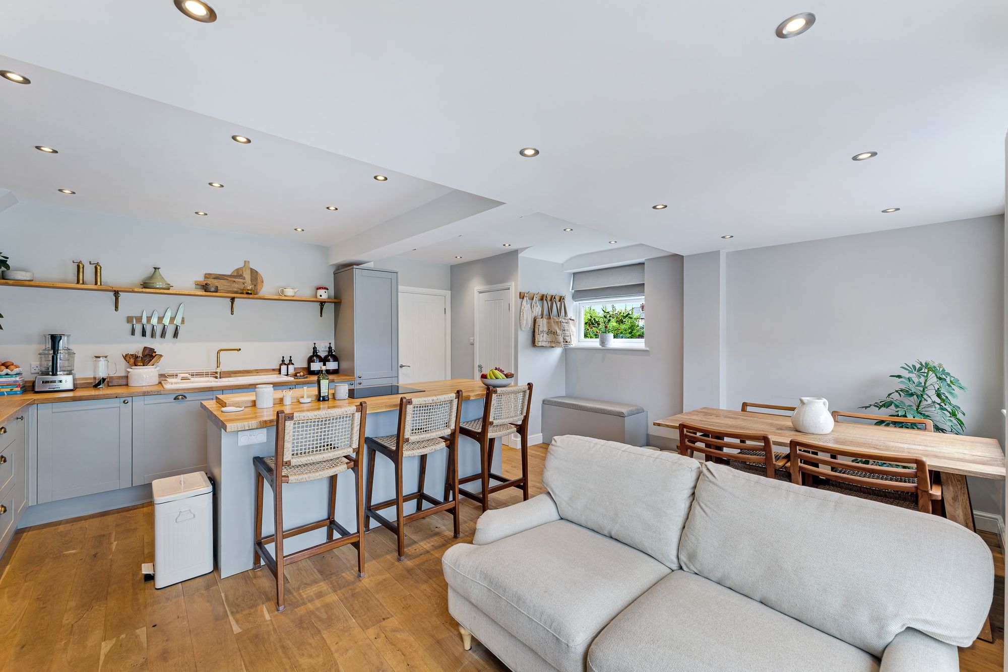 Coronation Road, Runcorn, WA7