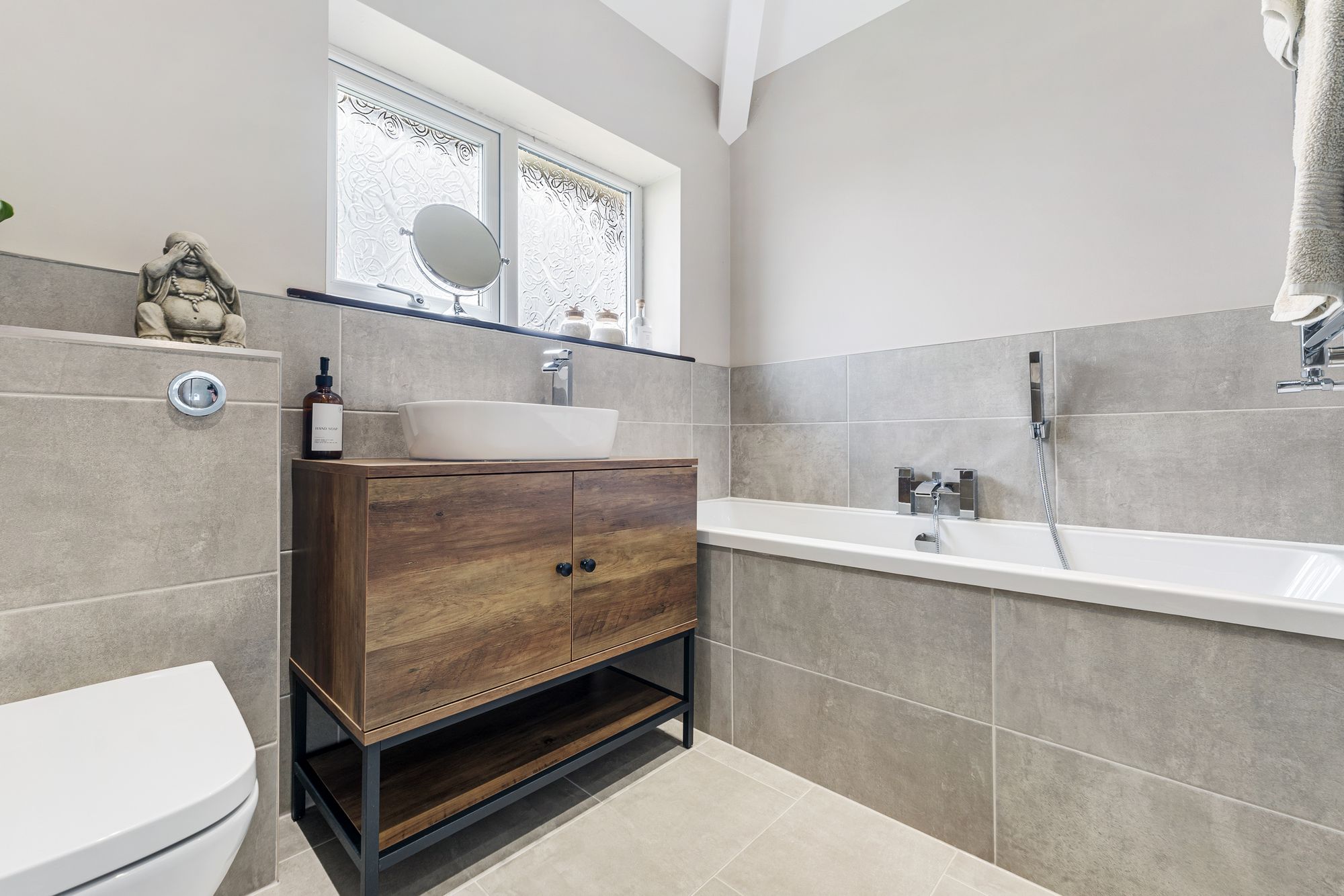 Coronation Road, Runcorn, WA7