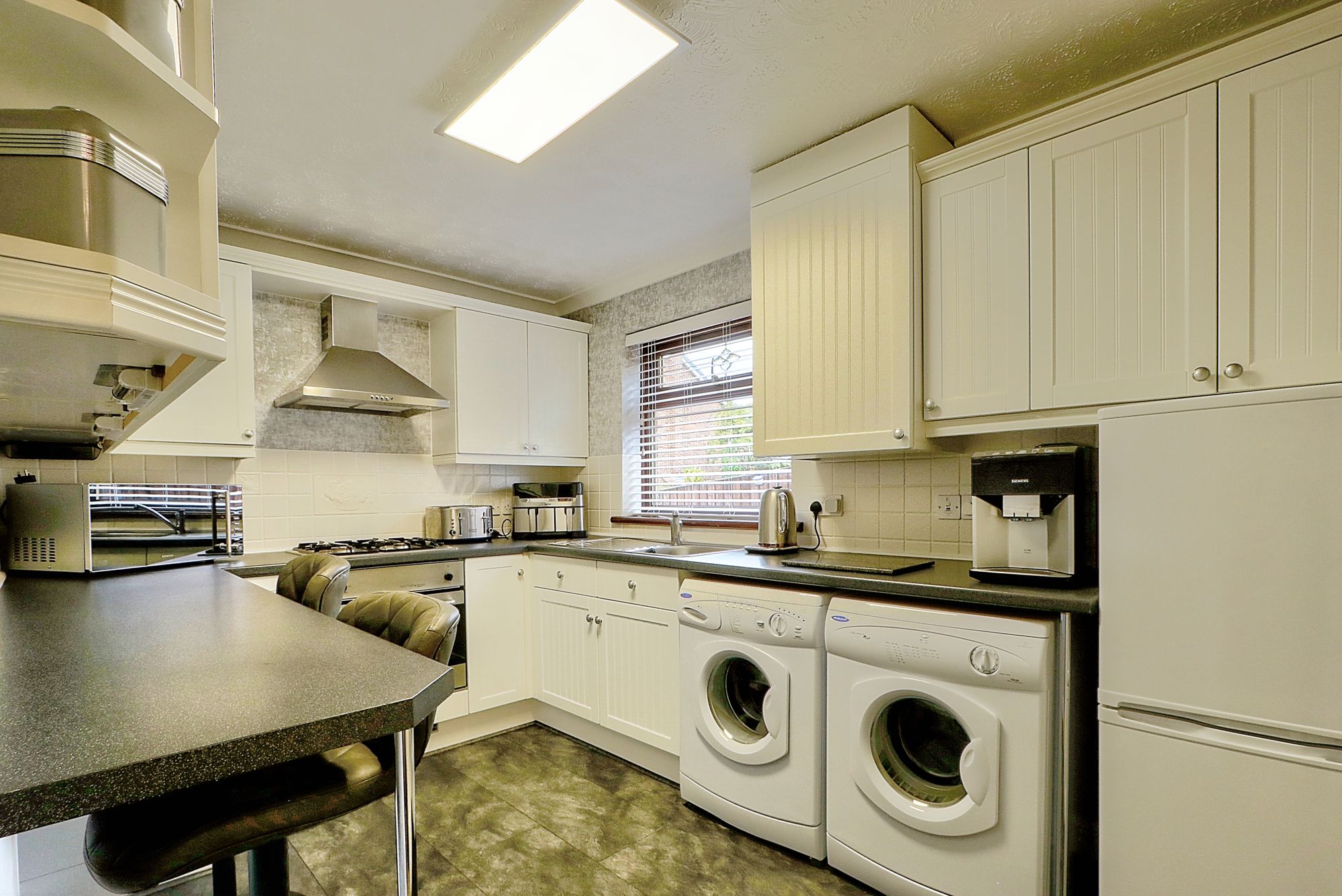 _MG_2385_6_7_Enhancer