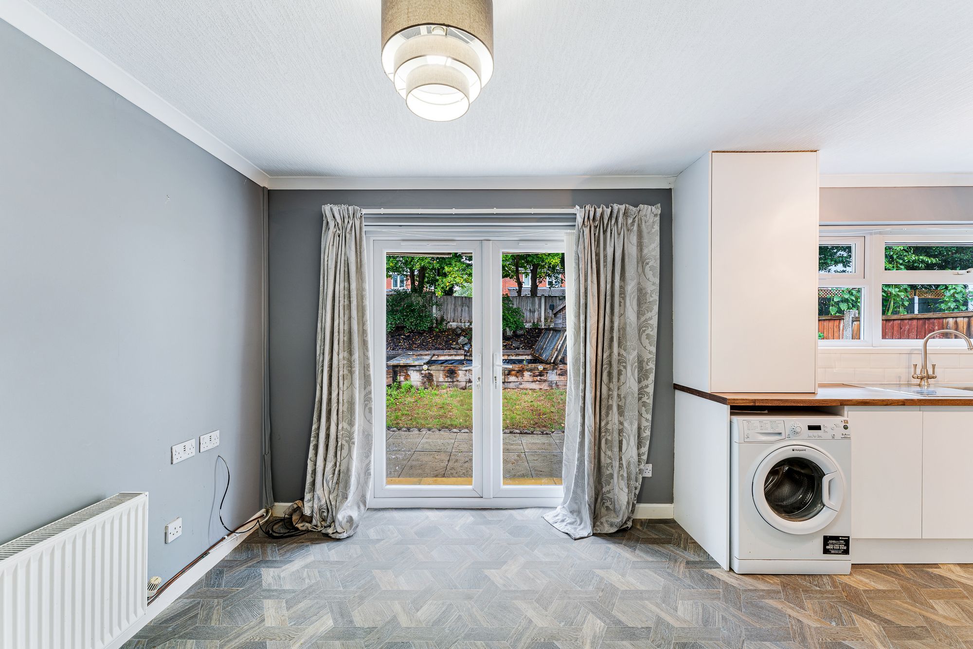 Douglas Close, Widnes