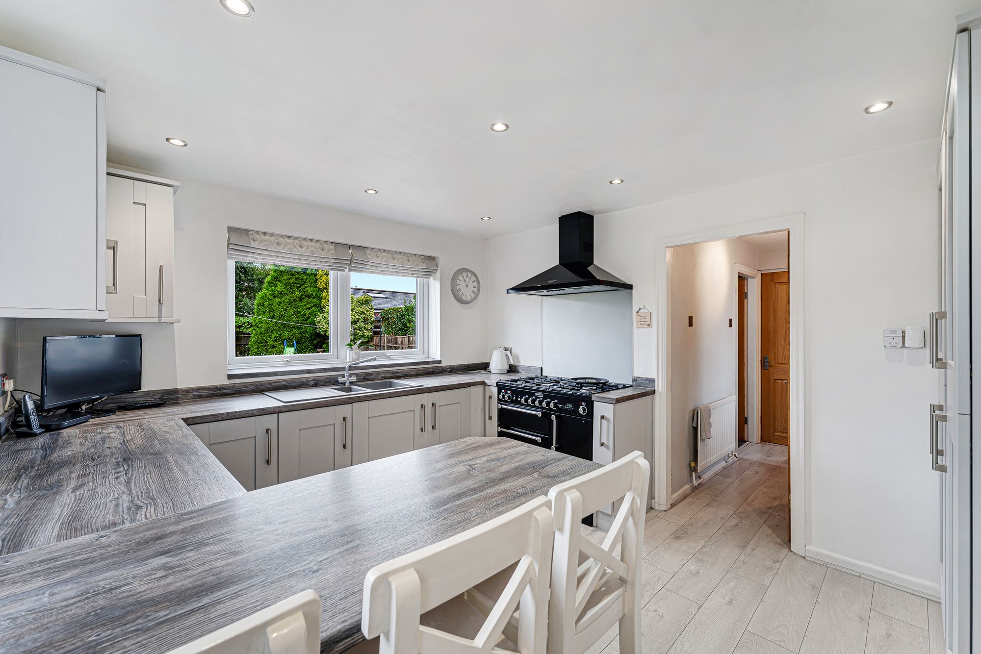 Upton Lane, Widnes, WA8