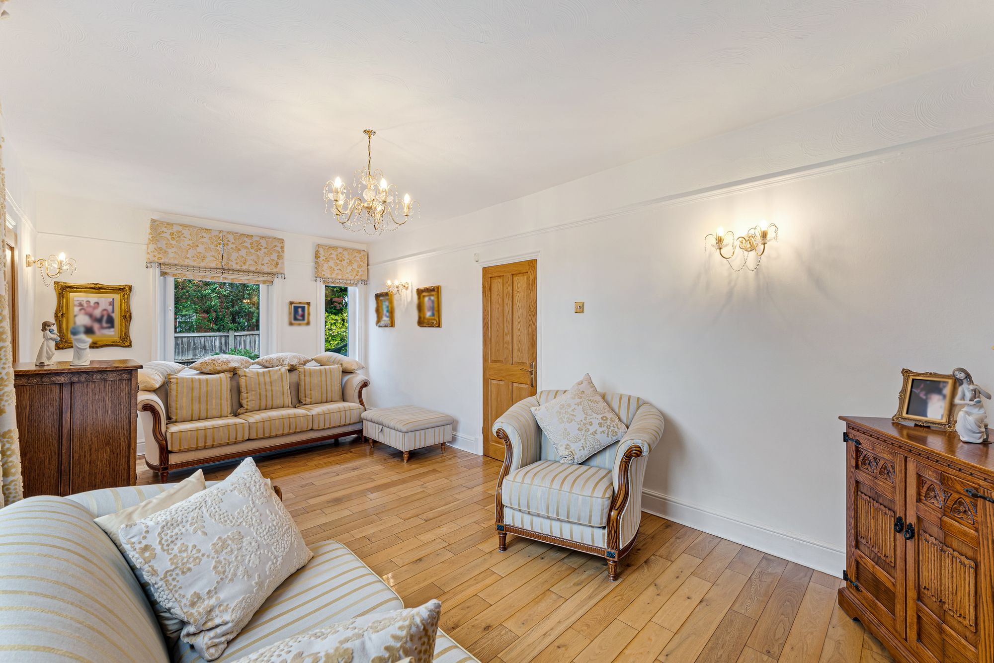 Upton Lane, Widnes, WA8