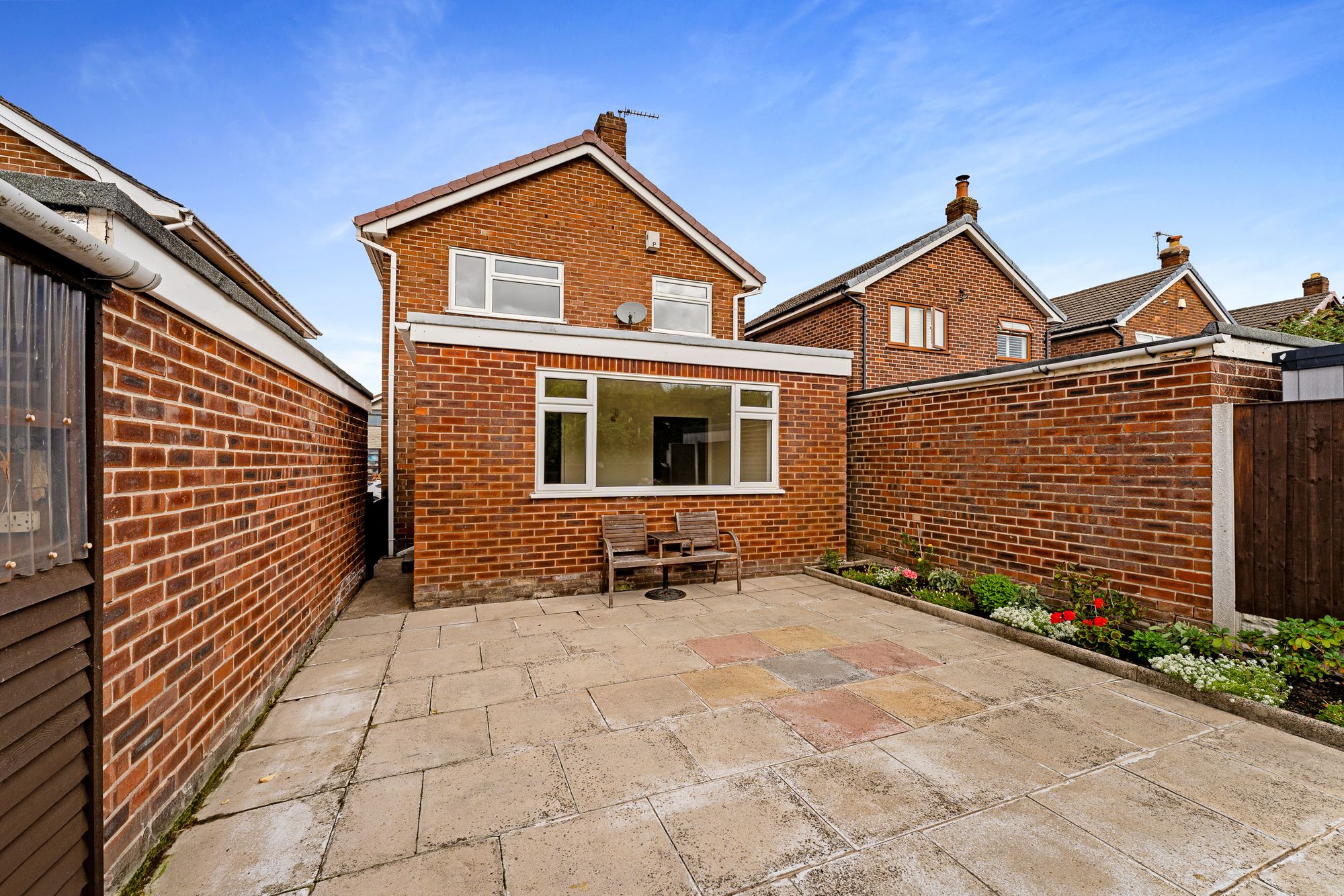 Minton Way, Widnes, WA8